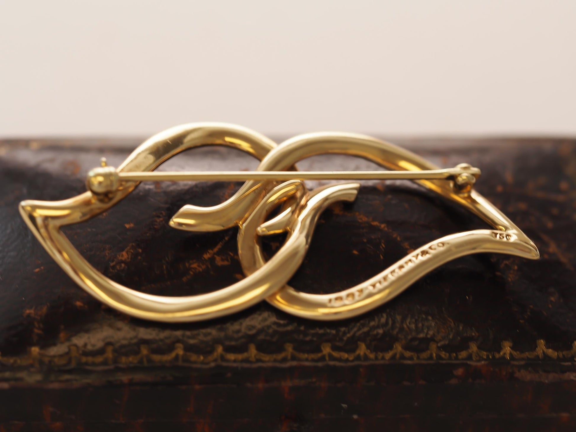 Circa 1987 18K Yellow Gold Tiffany & Co. Brooch Pin