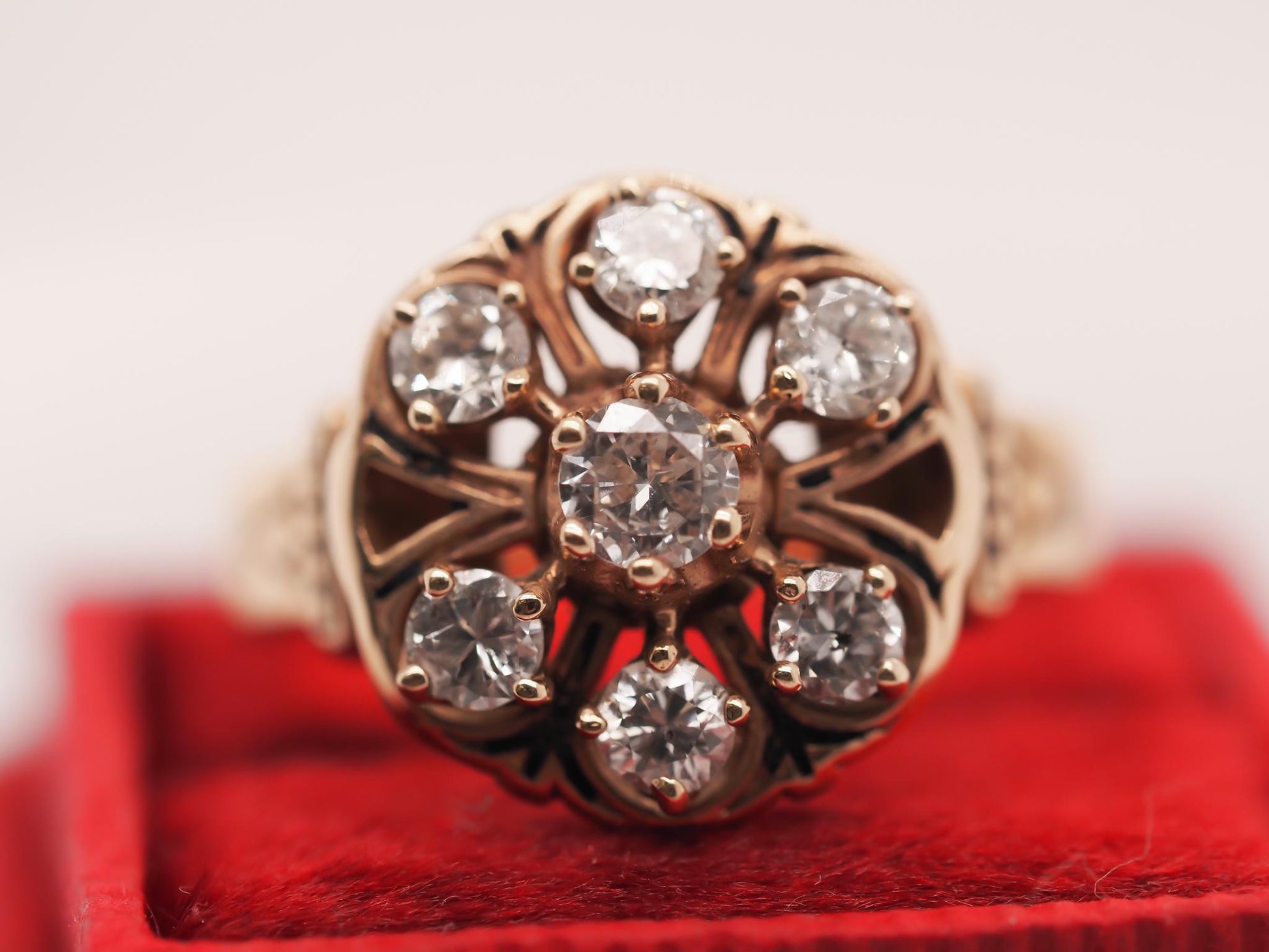 Circa 1950s 14K Yellow Gold Diamond and Enamel Ring - VHK#753