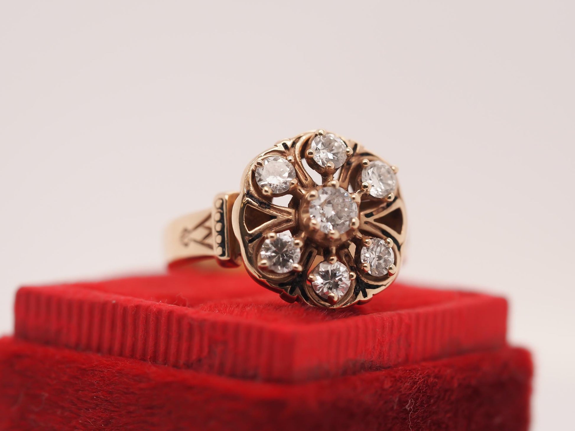 Circa 1950s 14K Yellow Gold Diamond and Enamel Ring - VHK#753