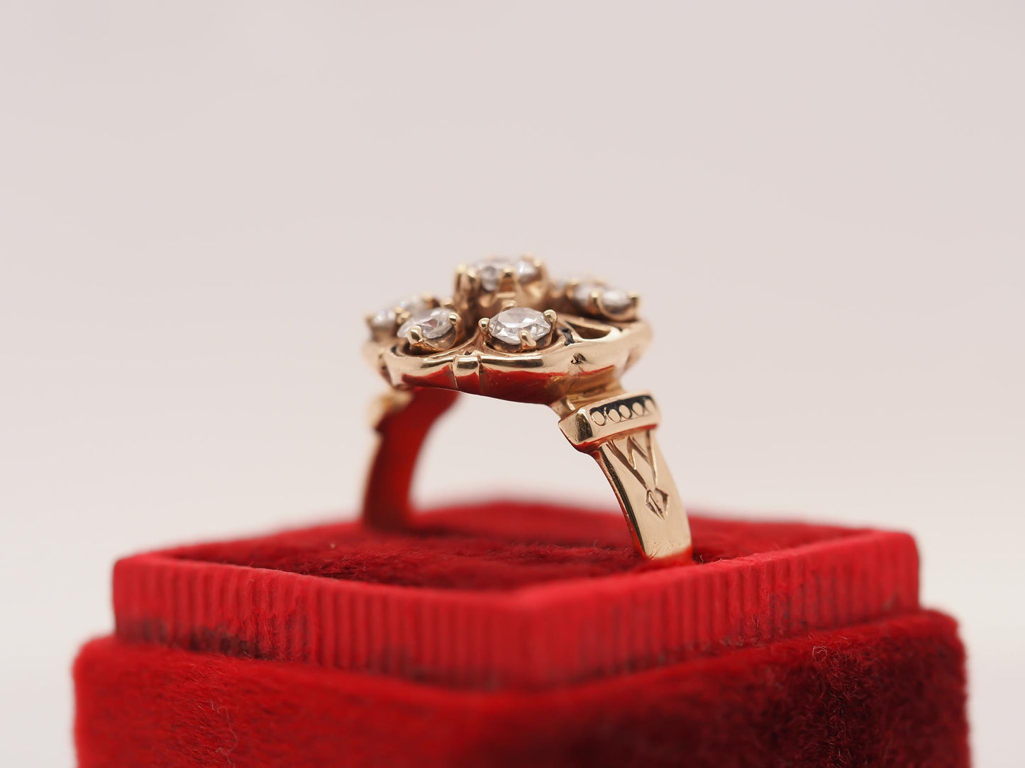 Circa 1950s 14K Yellow Gold Diamond and Enamel Ring - VHK#753