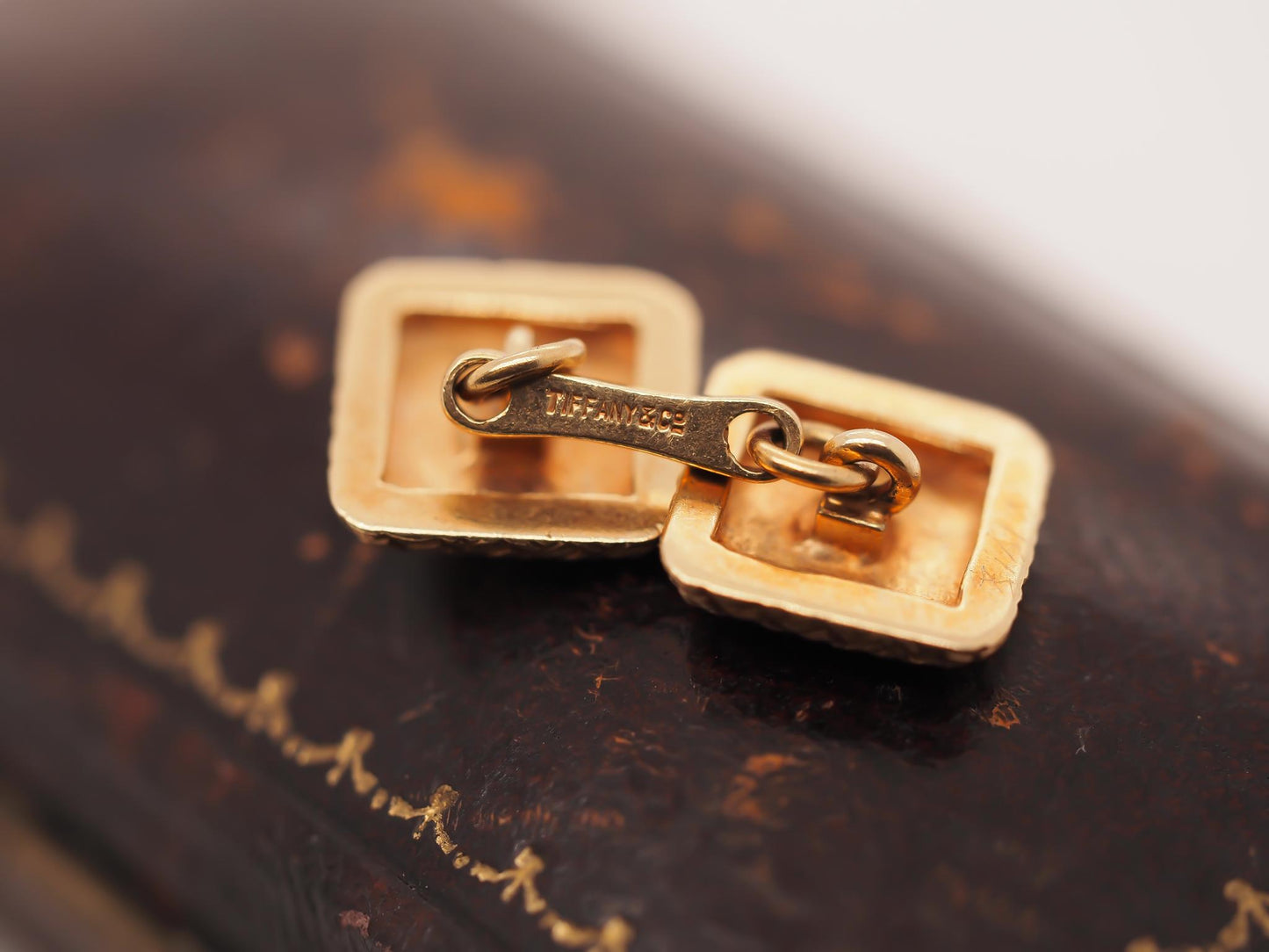 1940s 18k Yellow Gold Tiffany & Co Cufflinks
