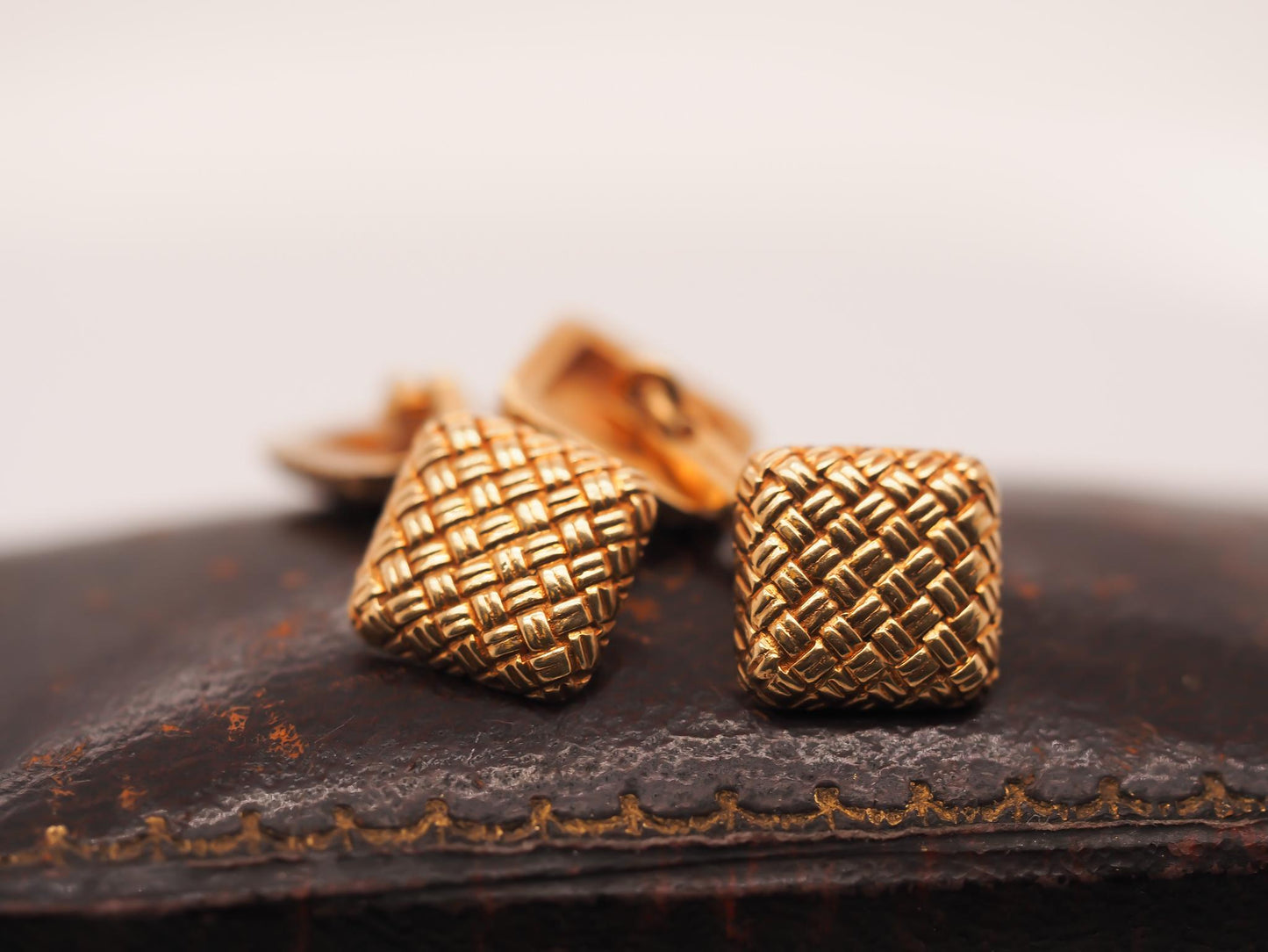 1940s 18k Yellow Gold Tiffany & Co Cufflinks