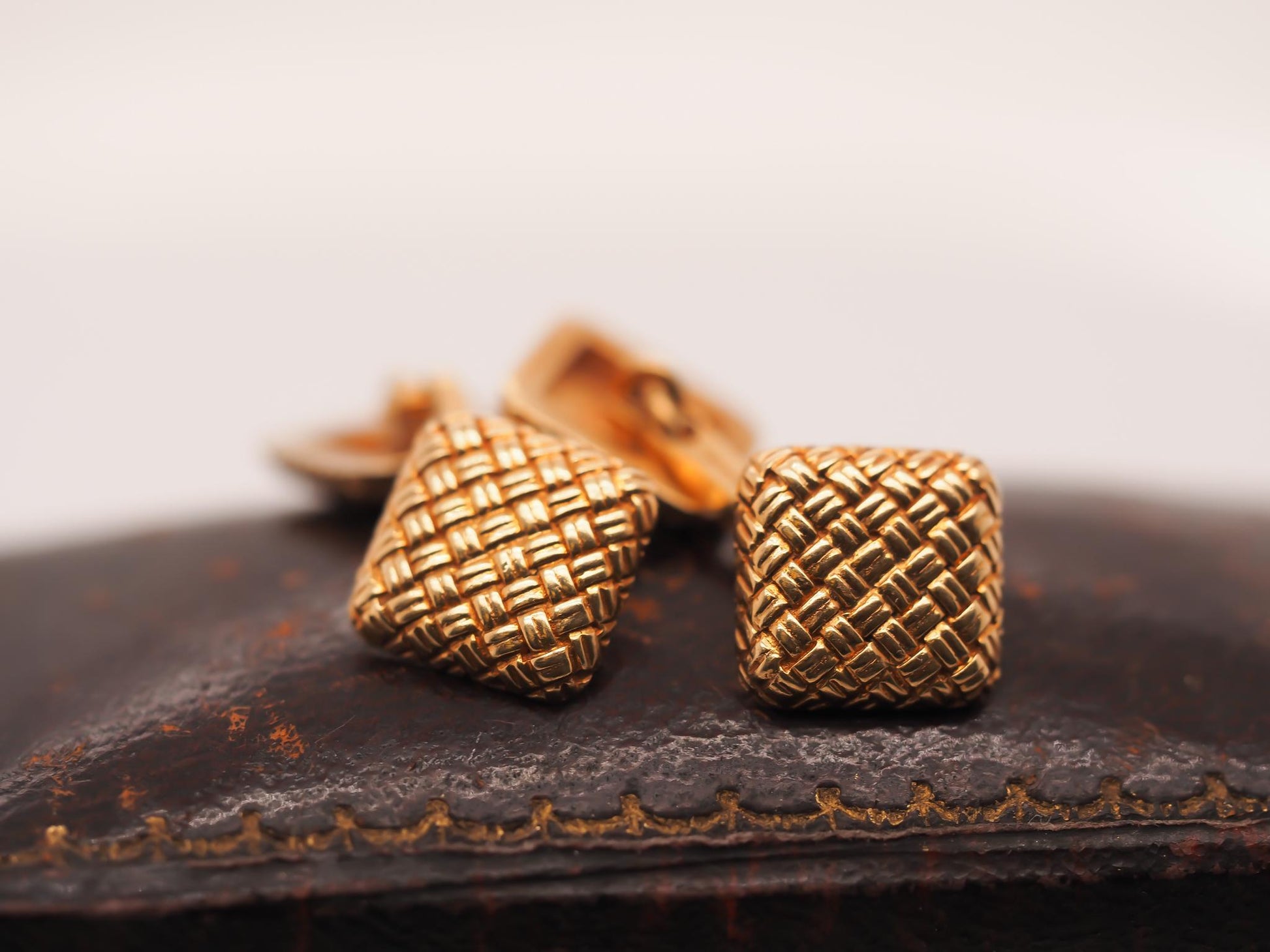 1940s 18k Yellow Gold Tiffany & Co Cufflinks