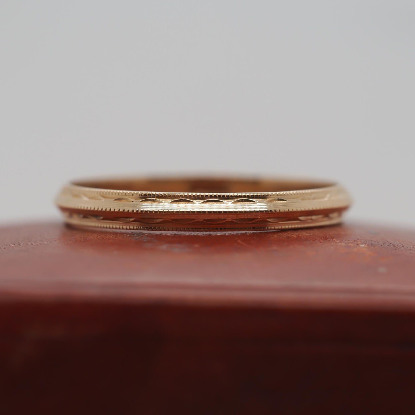 1920s 14K Yellow Gold Engraved Wedding Band Size 6 - VHK#803