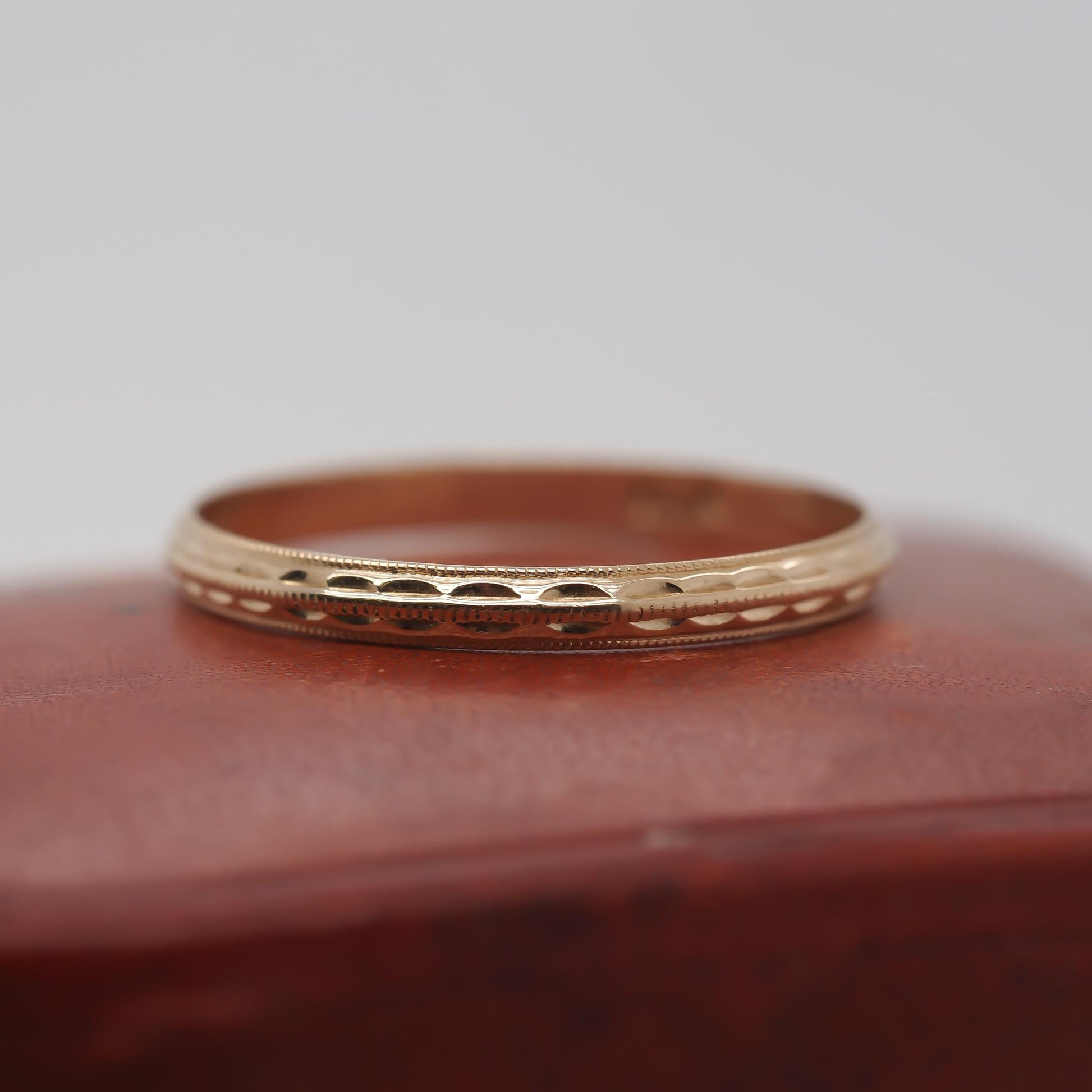 Circa 1930s 10K Yellow Gold Hand Engraved Wedding Band size 5.75 - VHK#854