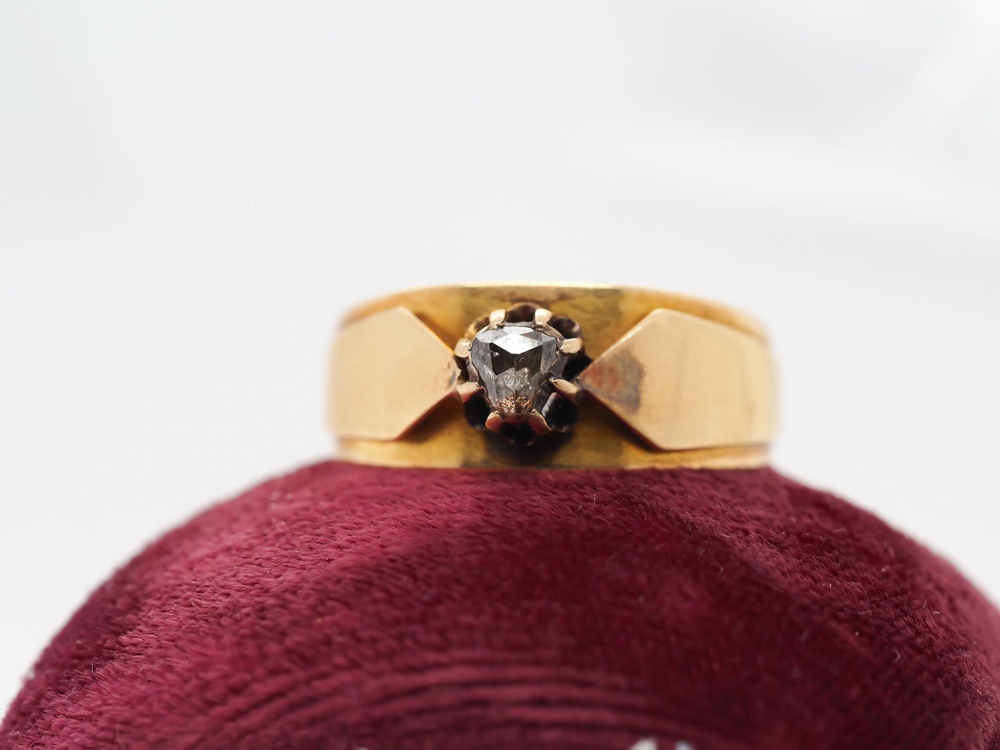 Victorian 18K Yellow Gold Rose Cut Diamond Ring
