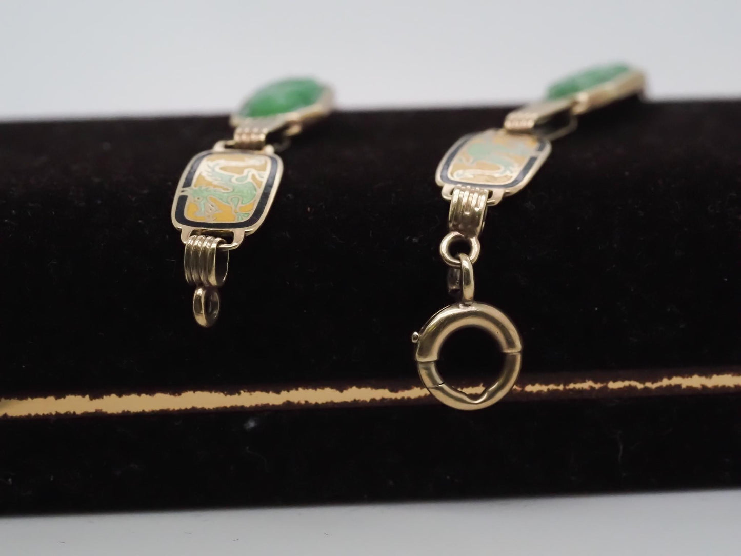 Vintage 14K Yellow Gold Carved Jade and Enamel Dragon Bracelet - VHK#760