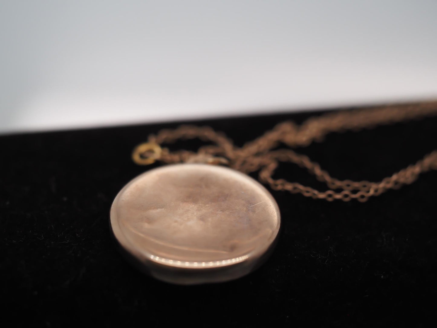 10k Yellow Gold Vintage Locket Engraved 1907 with red stone - VHK#775a