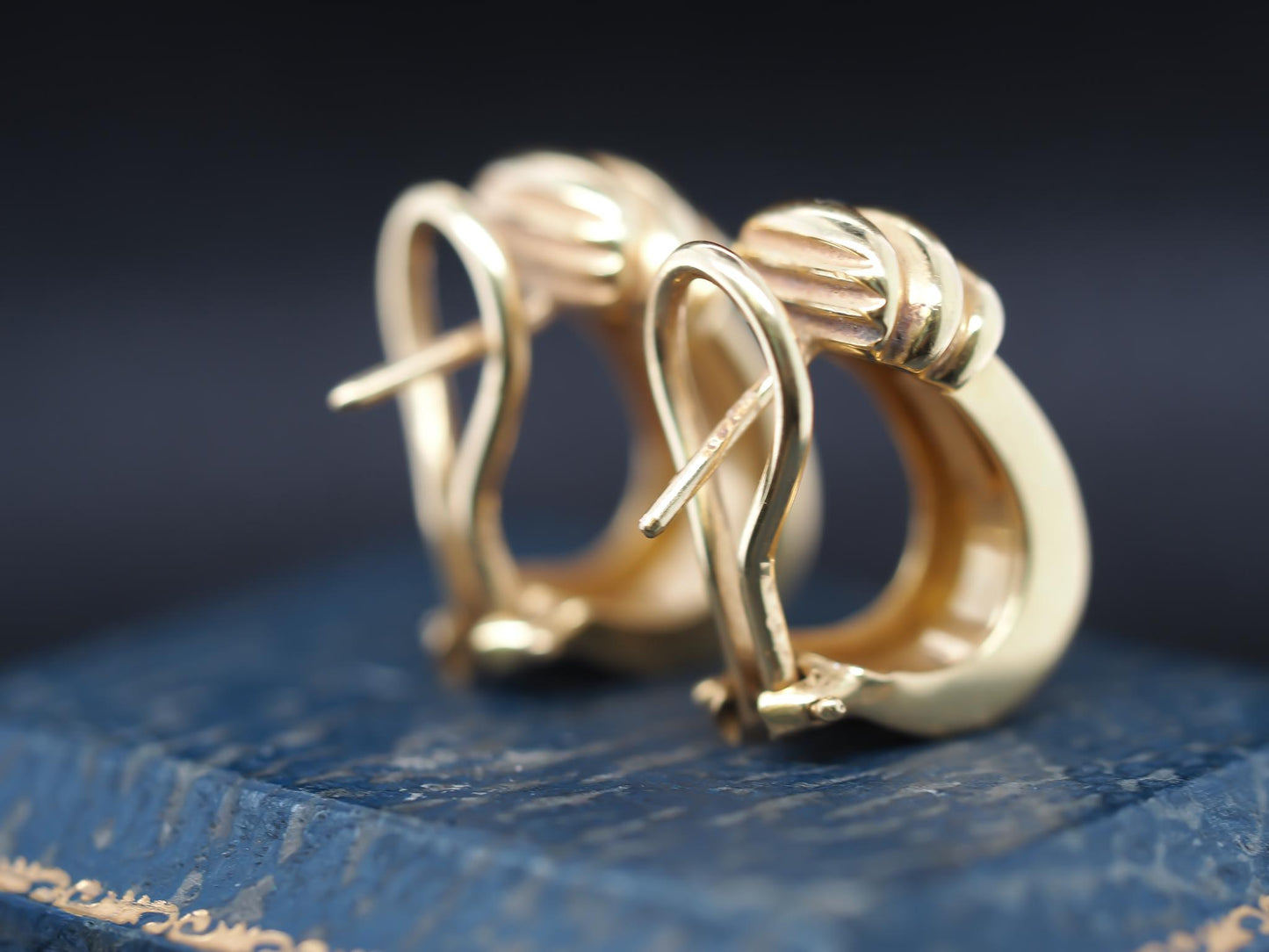 18K Yellow Gold Tiffany & Co. Earrings Circa 1995 - VHK#779