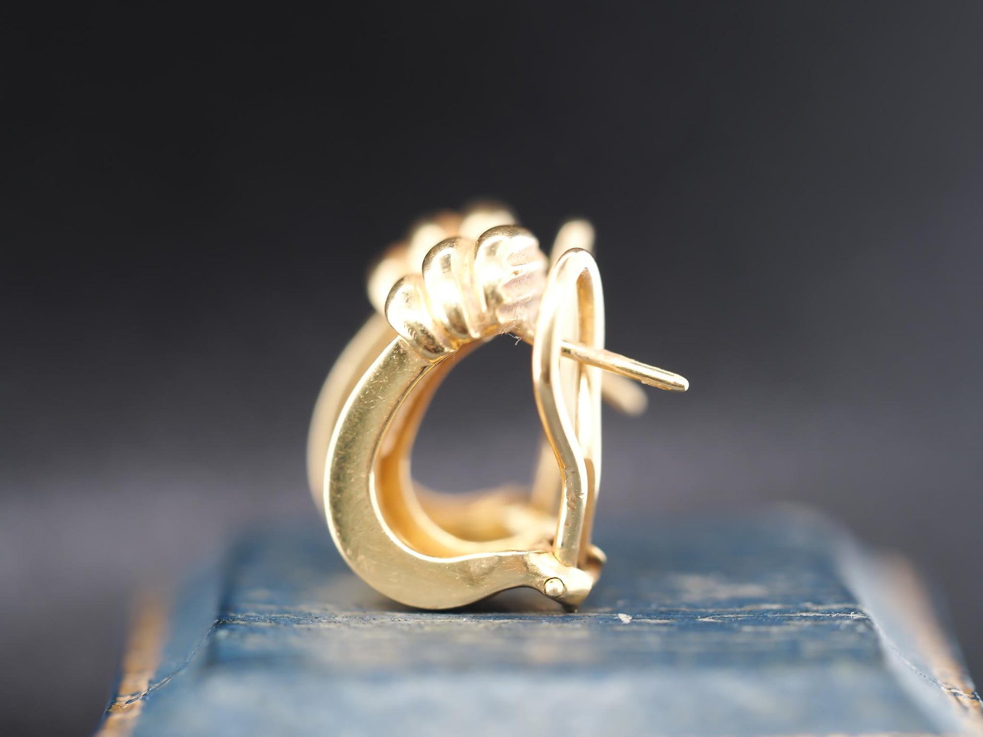 18K Yellow Gold Tiffany & Co. Earrings Circa 1995 - VHK#779