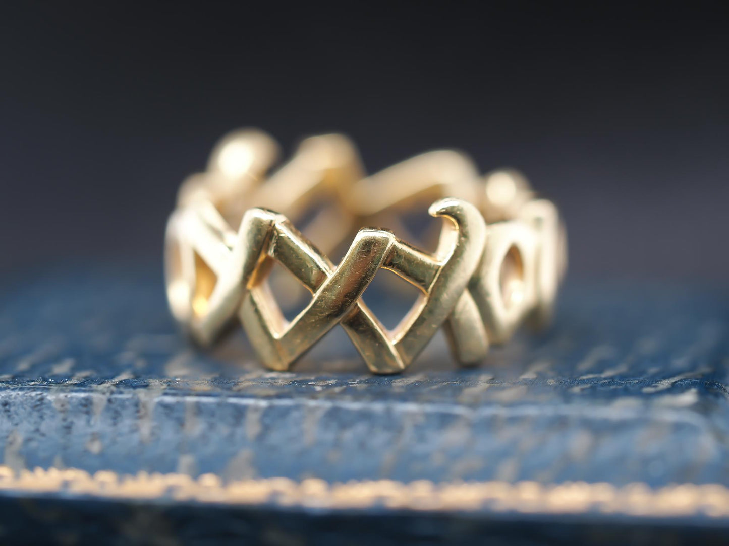 18K Yellow Gold “XXOO” Paloma Picasso Tiffany and Co Ring - VHK#782