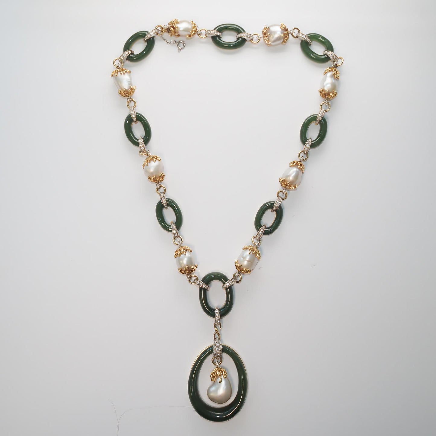 Vintage 1960s 18K Yellow Gold Jade, Pearl and Diamond Necklace - VHK#775