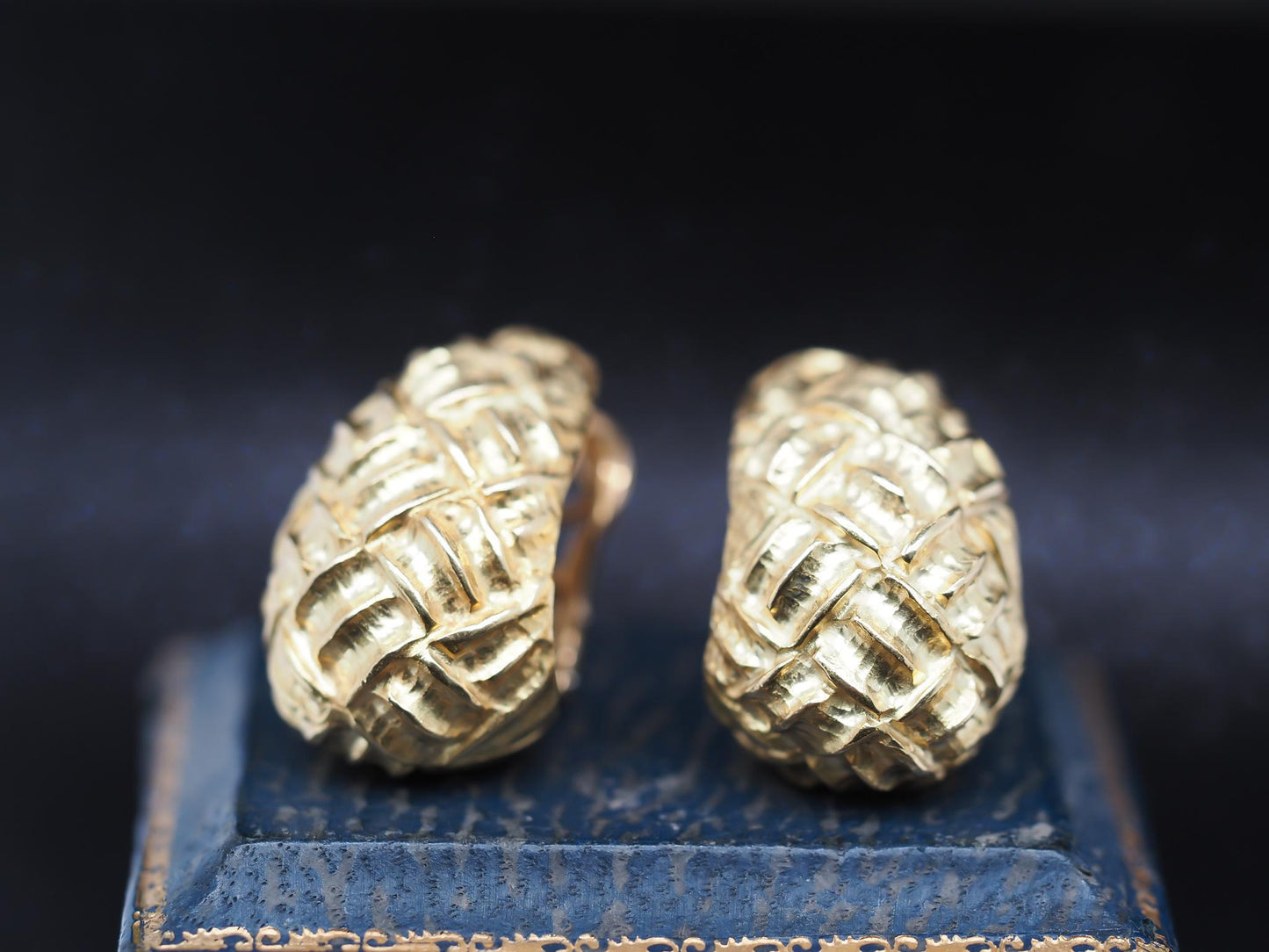 18K Yellow Gold Tiffany & Co Large Size Earrings