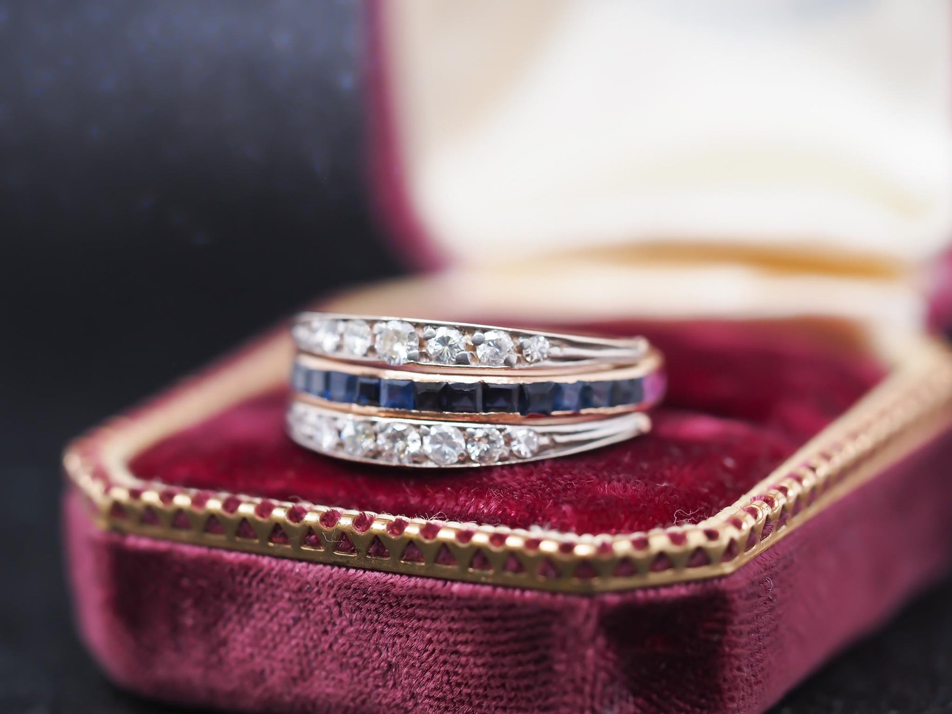 1940s 14K Yellow Gold Ruby, Sapphire and Diamond Flip Ring - VHK#810