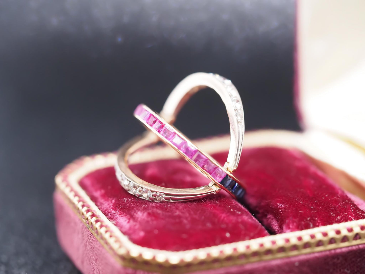 1940s 14K Yellow Gold Ruby, Sapphire and Diamond Flip Ring - VHK#810
