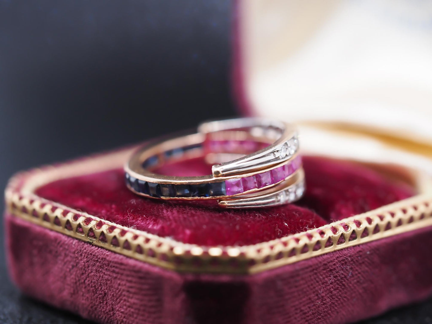 1940s 14K Yellow Gold Ruby, Sapphire and Diamond Flip Ring - VHK#810