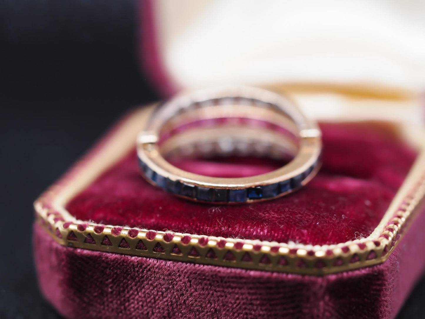 1940s 14K Yellow Gold Ruby, Sapphire and Diamond Flip Ring - VHK#810