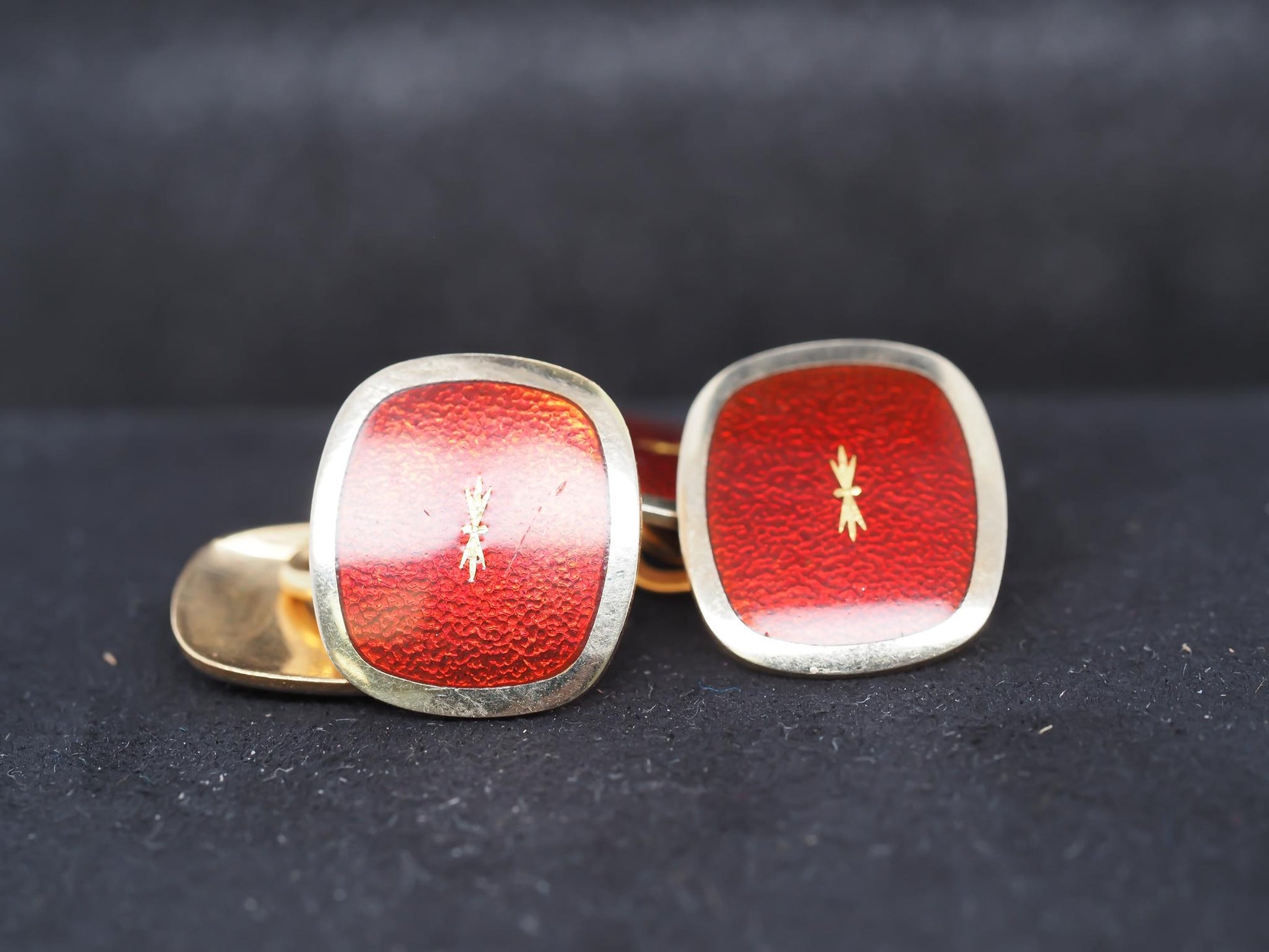 Vintage 18k Yellow Gold Red Enamel Cufflinks - VHK#827