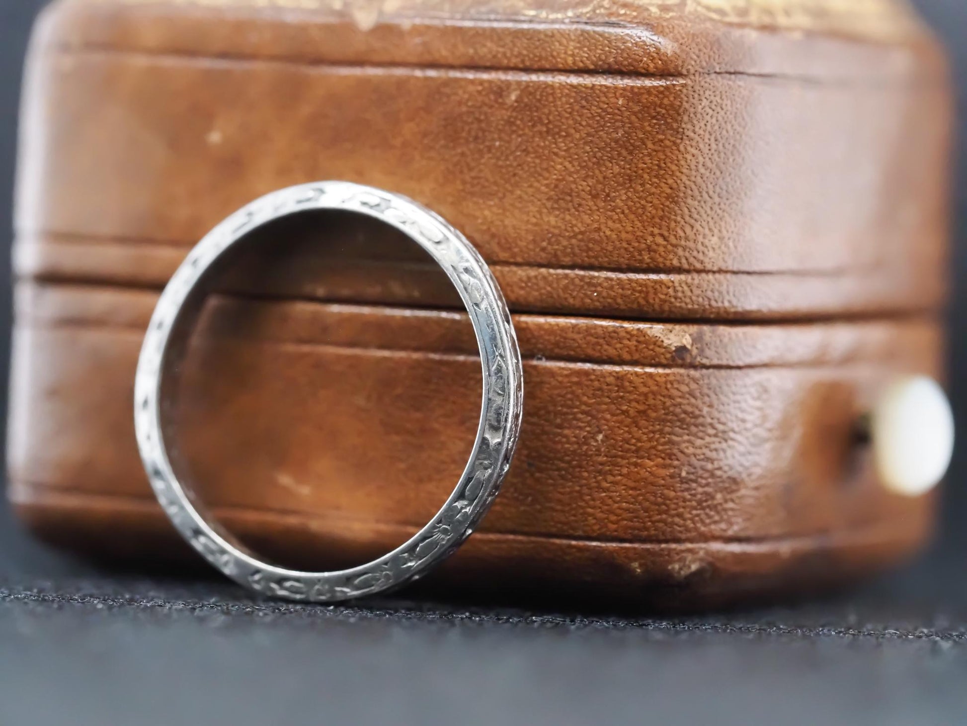 Circa 1931 Orange Blossom Platinum Wedding Band Size 5.25 - VHK#834