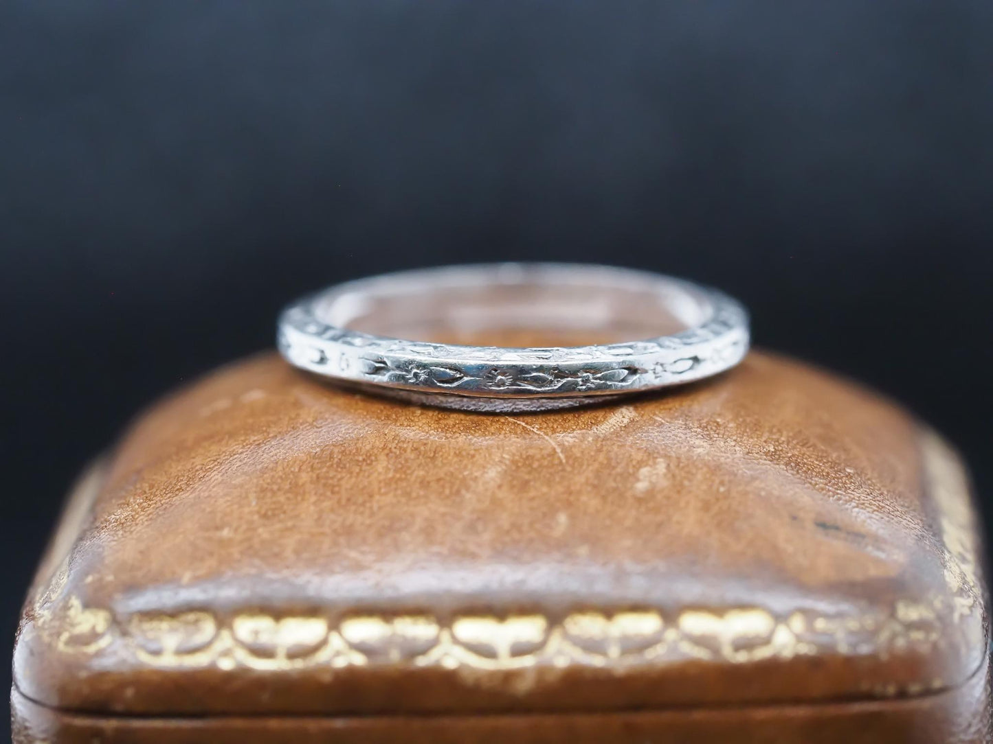 Circa 1931 Orange Blossom Platinum Wedding Band Size 5.25 - VHK#834