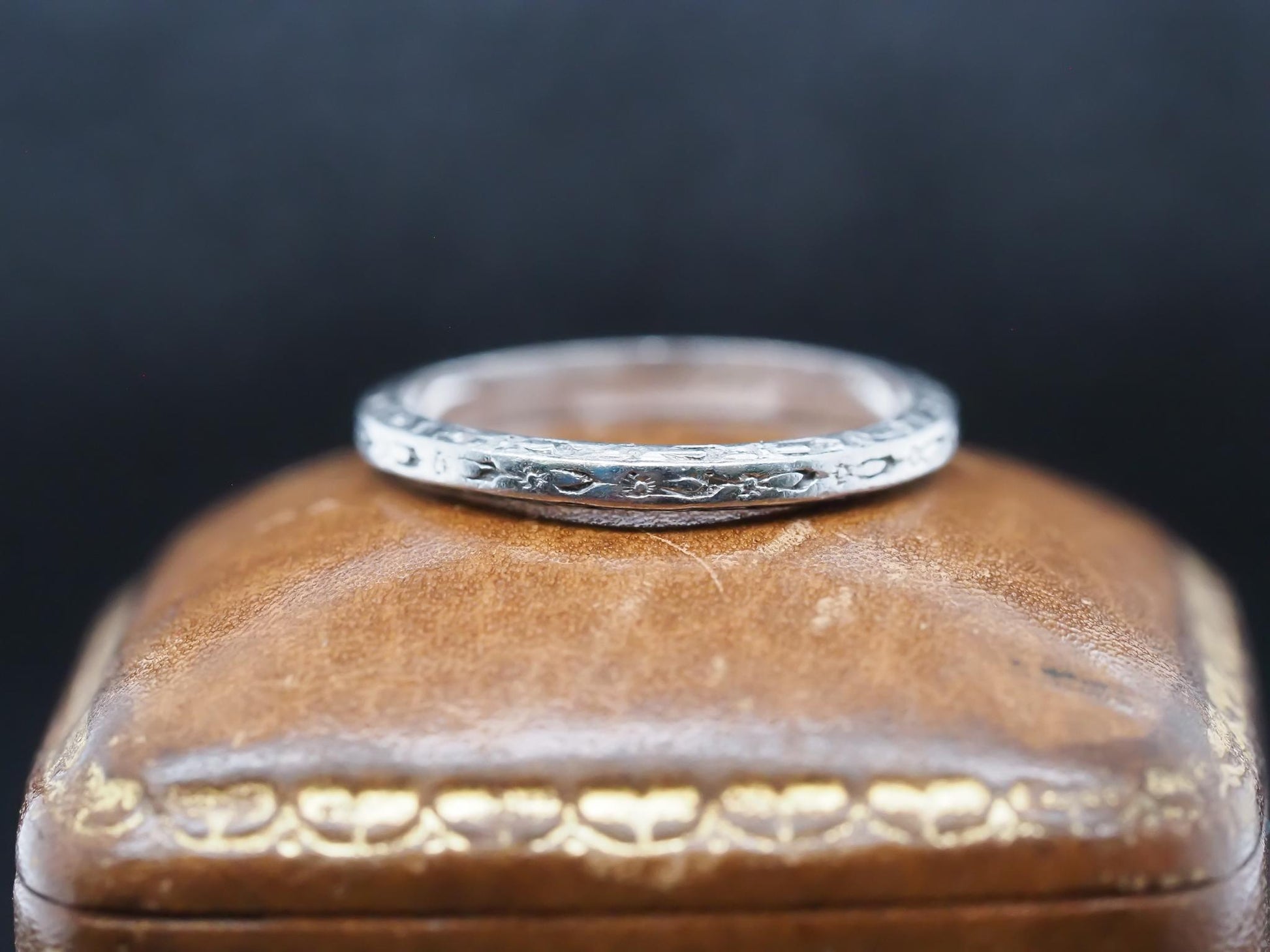 Circa 1931 Orange Blossom Platinum Wedding Band Size 5.25 - VHK#834