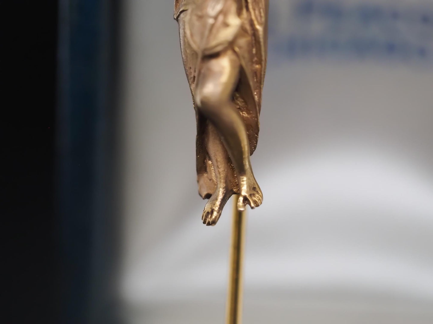 Circa 1900s 14K Yellow Gold Woman Playing Violin Stick Pin - VHK#841