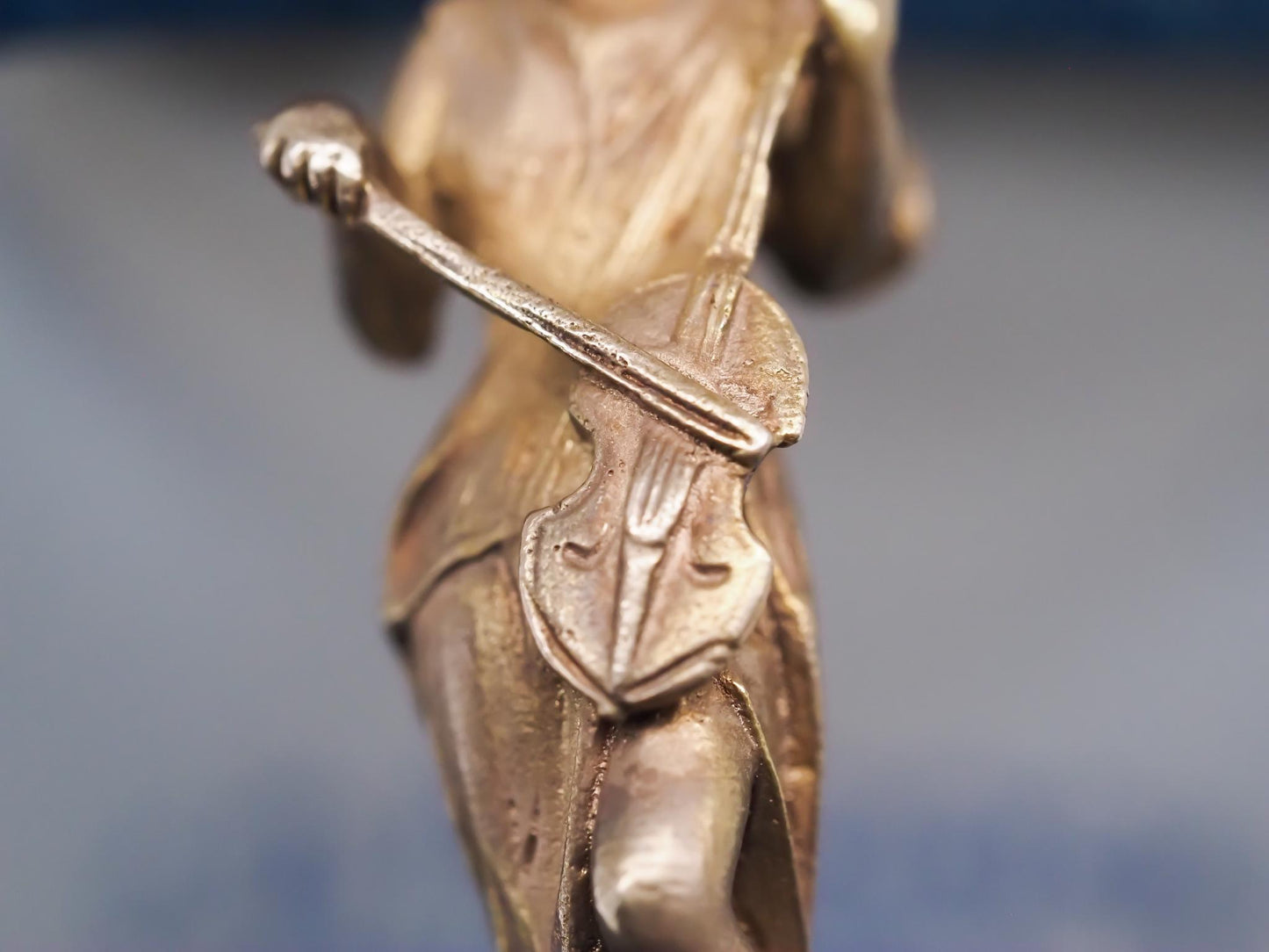Circa 1900s 14K Yellow Gold Woman Playing Violin Stick Pin - VHK#841
