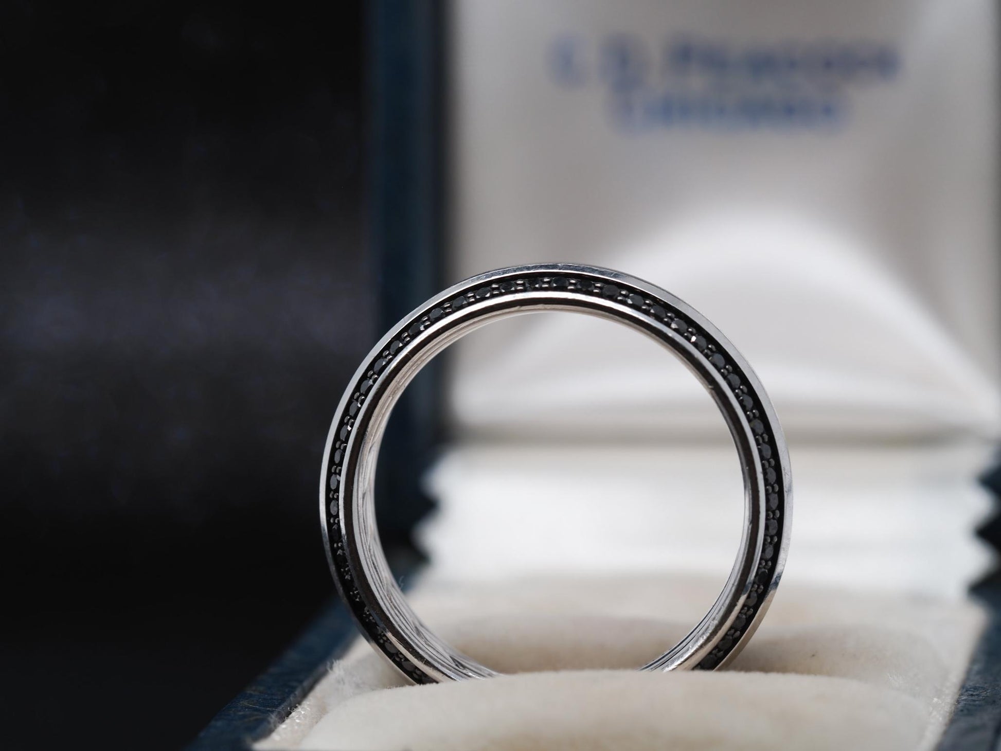18K White Gold David Yurman Black Diamond Beveled Band Ring Size 11.5 - VHK#847