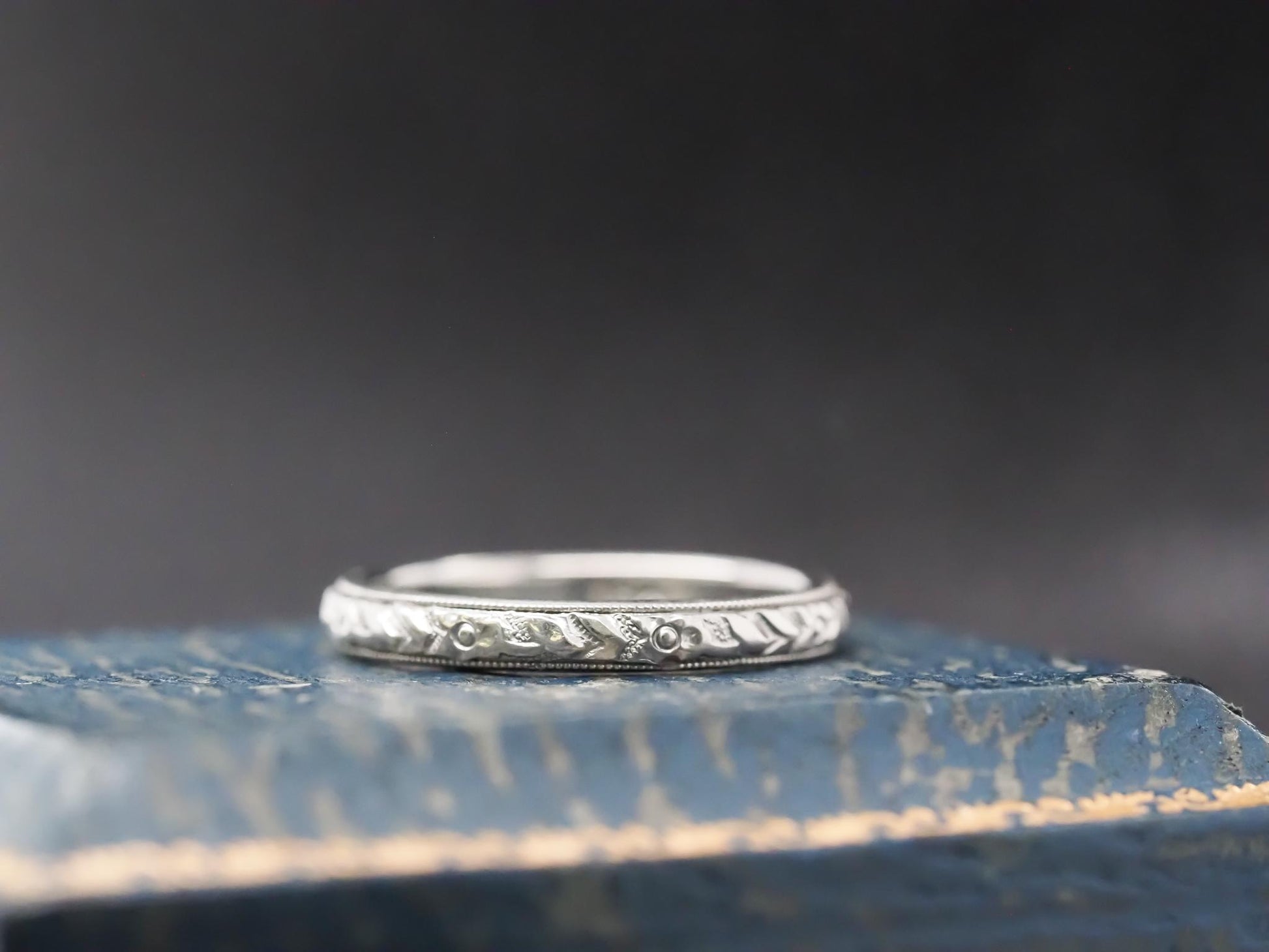 Circa 1930s 18K White Gold Hand Engraved Wedding Band Size 5 - VHK#864