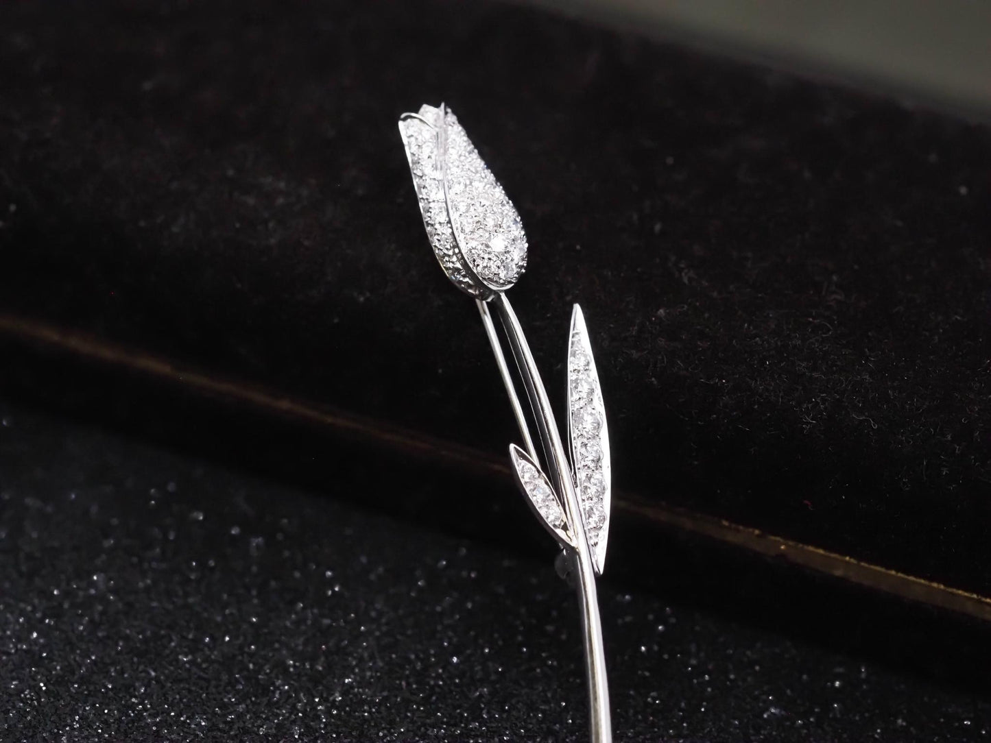 14K White Gold Diamond Flower Brooch Pin - VHK#879