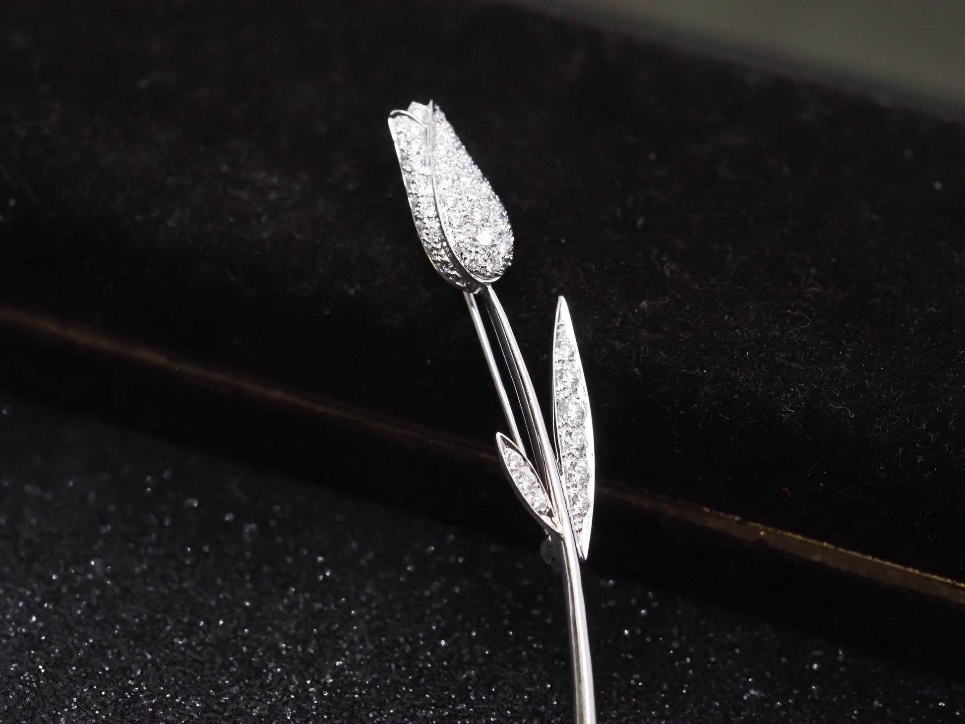 14K White Gold Diamond Flower Brooch Pin - VHK#879