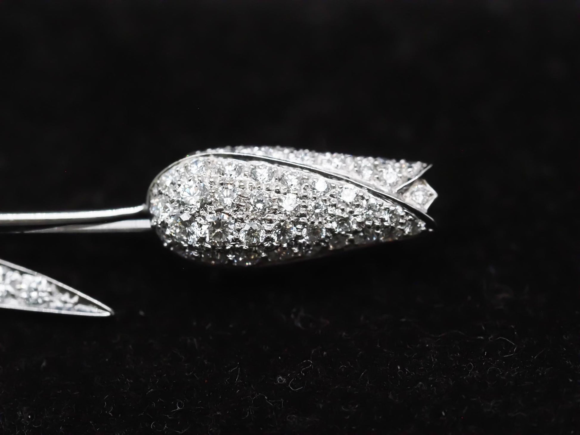 14K White Gold Diamond Flower Brooch Pin - VHK#879