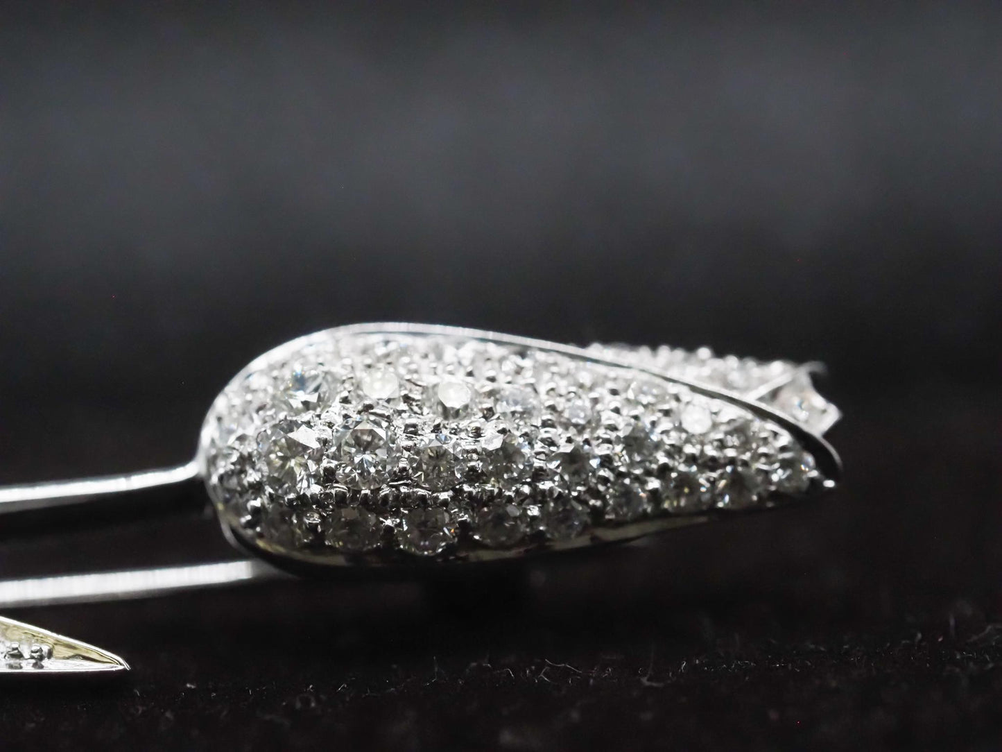 14K White Gold Diamond Flower Brooch Pin - VHK#879