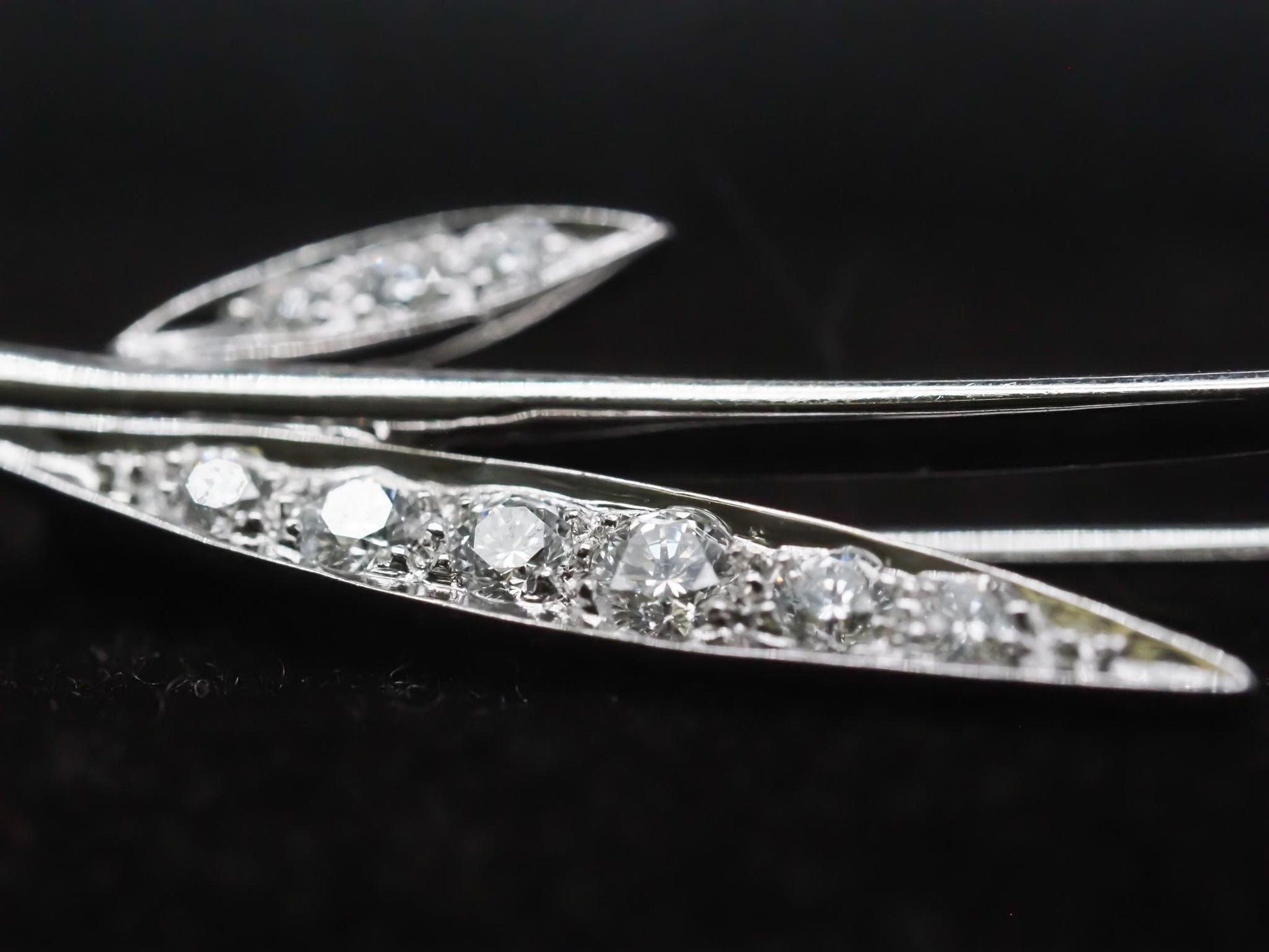 14K White Gold Diamond Flower Brooch Pin - VHK#879