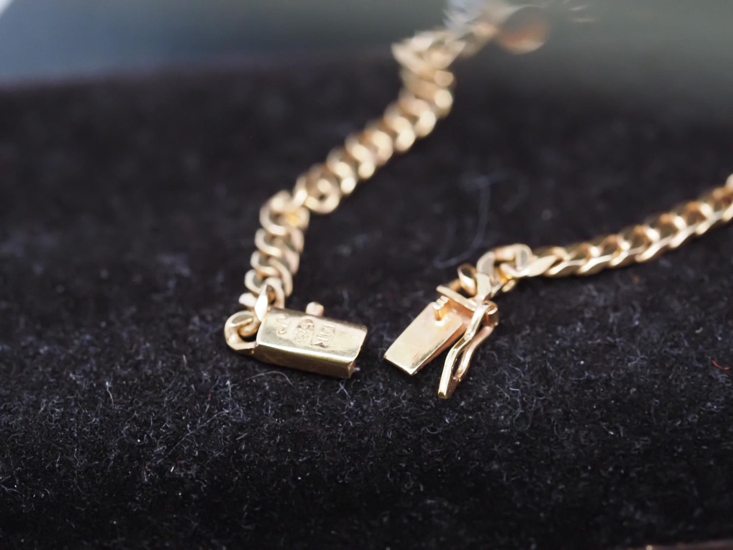 Vintage 14K Yellow Gold Diamond and Pearl Bracelet - VHK#883