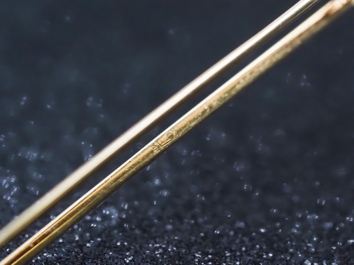 Vintage 14K Yellow Gold Safety Pin Brooch - VHK#892