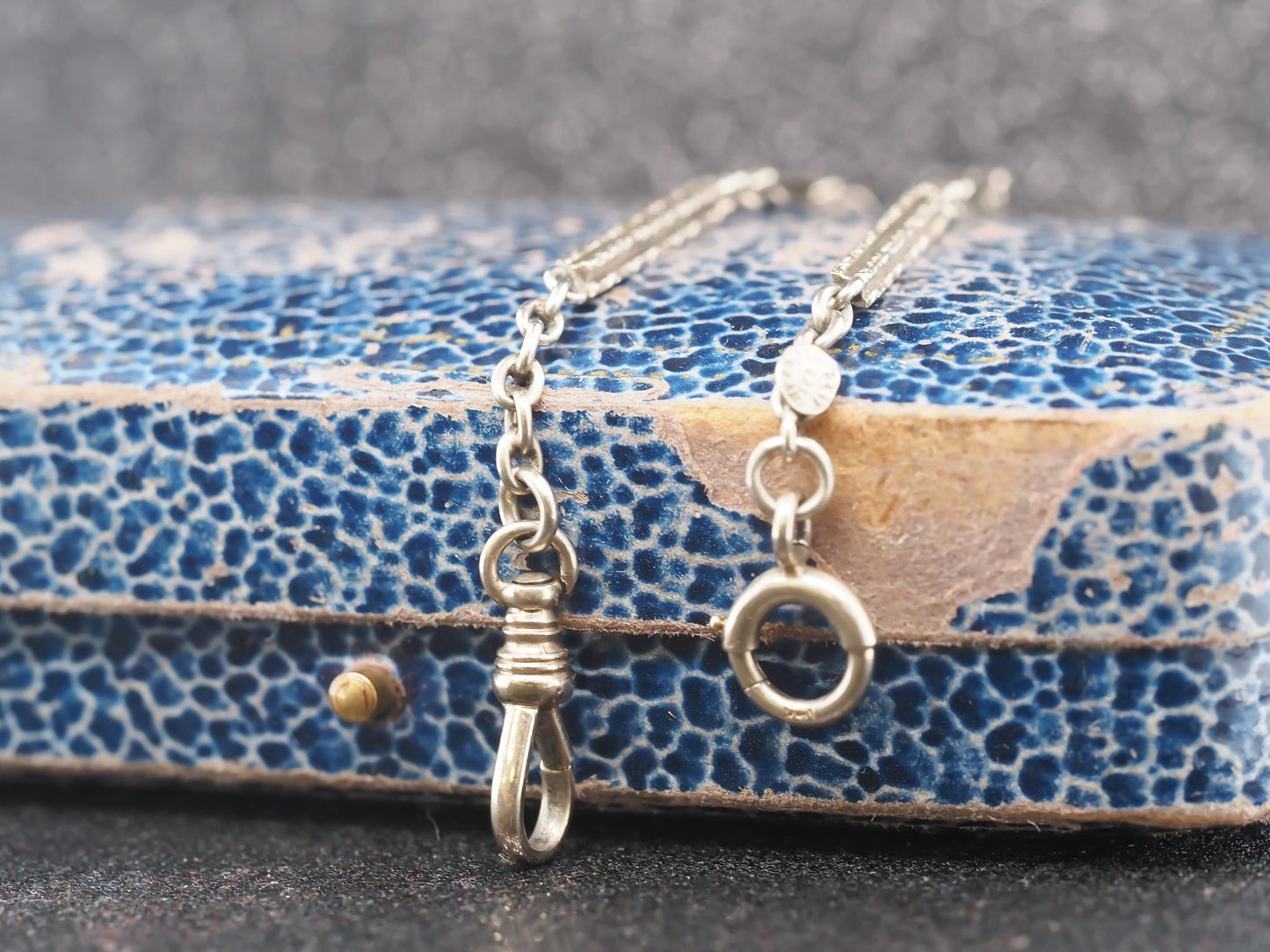 Circa 1929 stamped “LIBERTY” 14K White Gold Antique Chain 14.25 inch