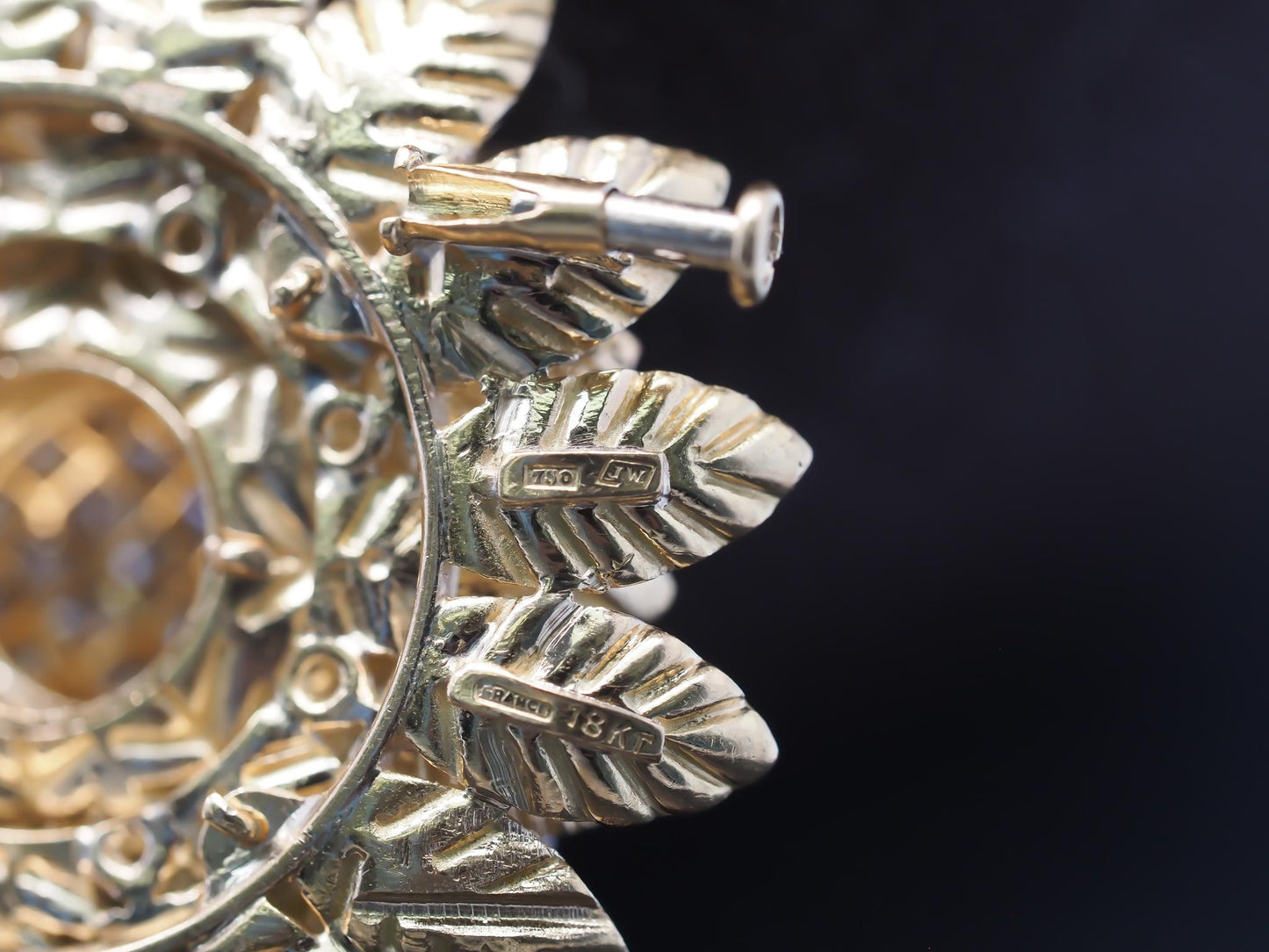 Vintage French 18K Yellow Gold and Diamond Flower Brooch - VHK#891a