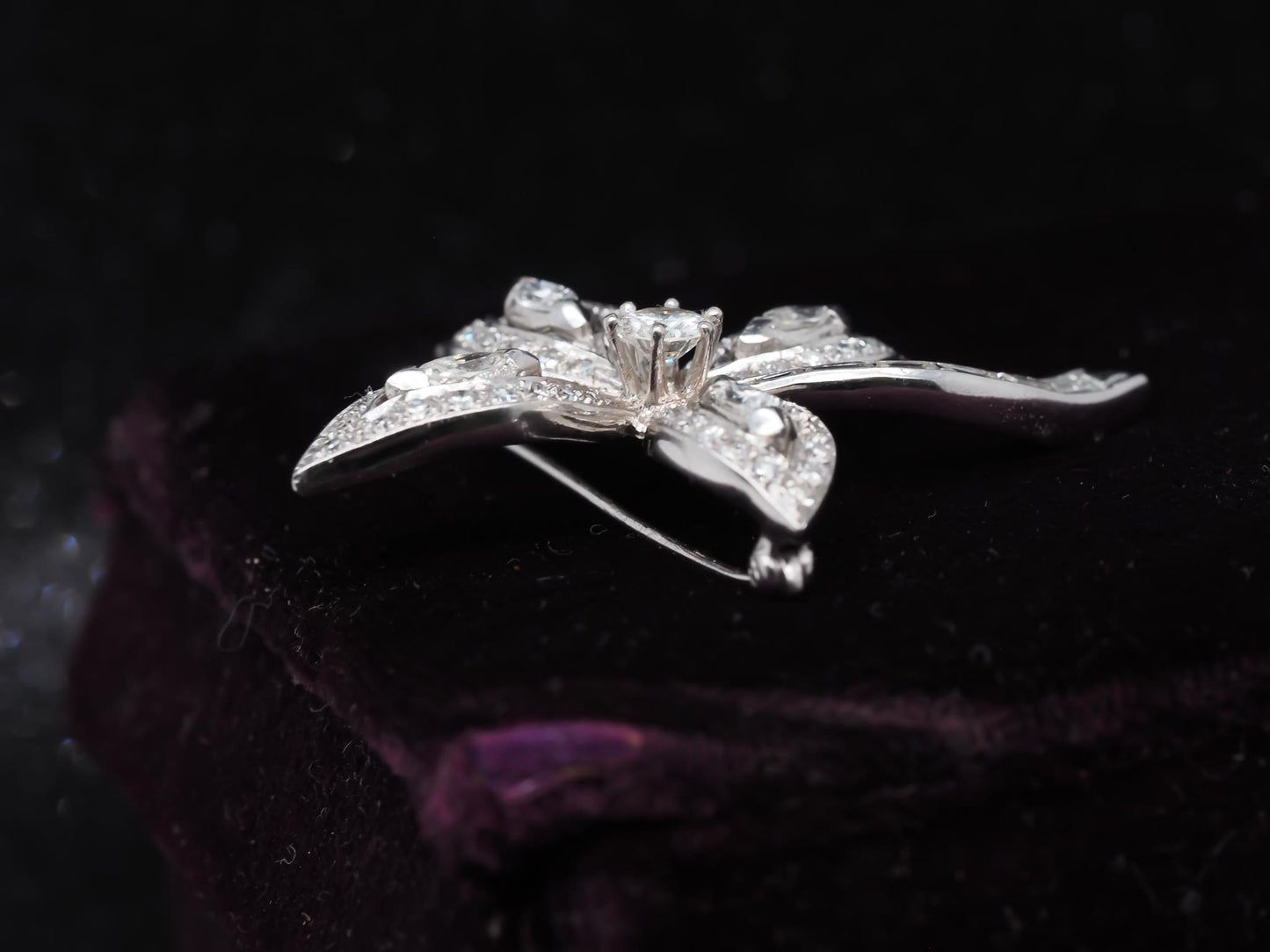 Estate 14K White Gold Flower Brooch with Diamonds