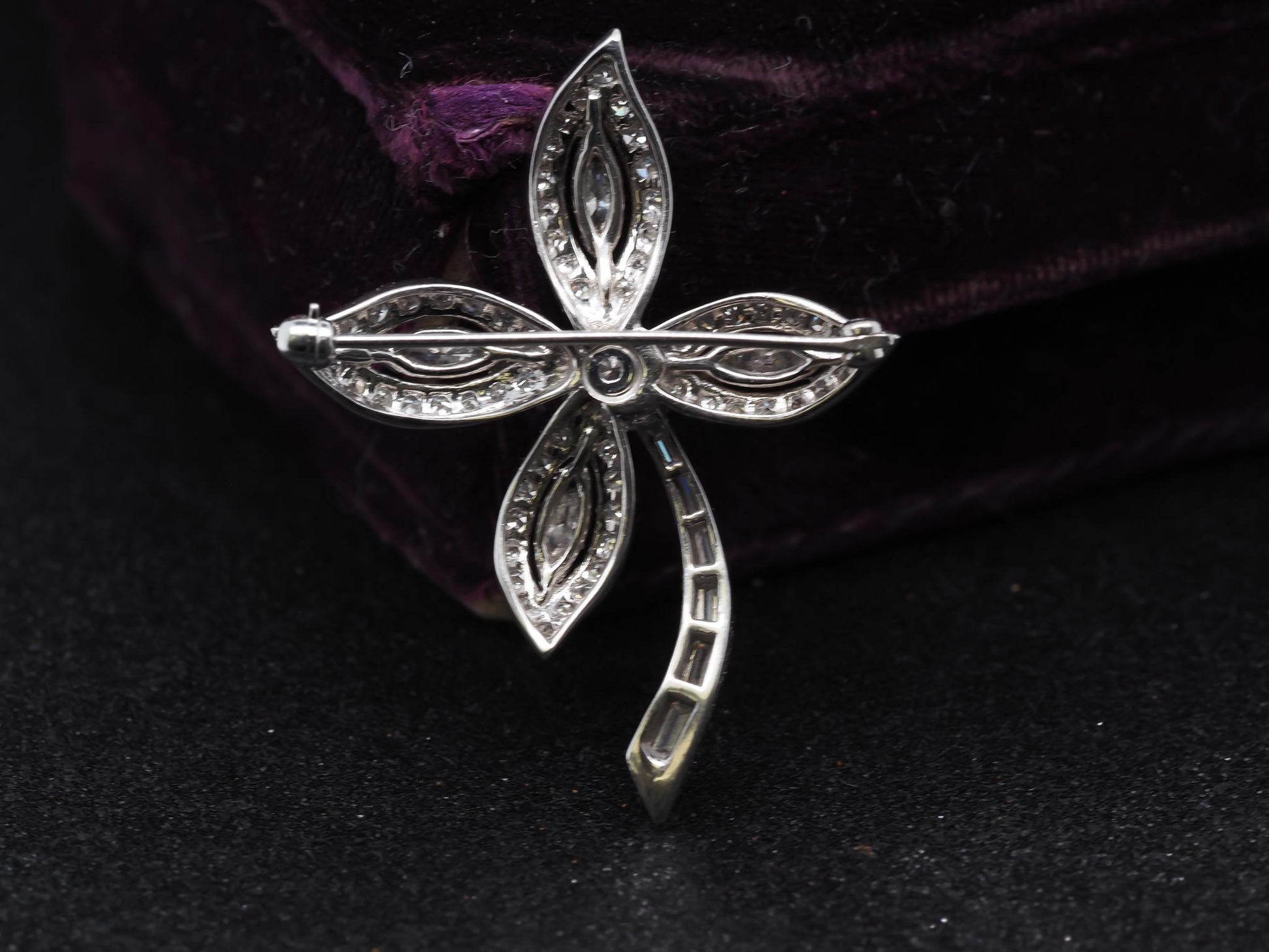 Estate 14K White Gold Flower Brooch with Diamonds