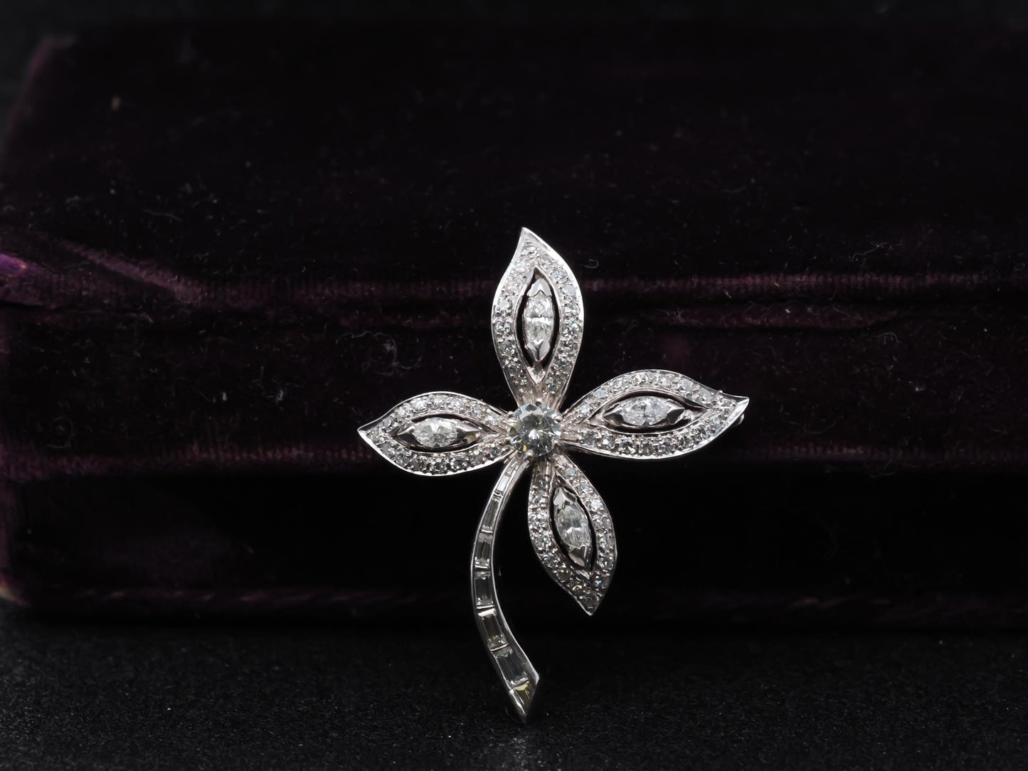 Estate 14K White Gold Flower Brooch with Diamonds