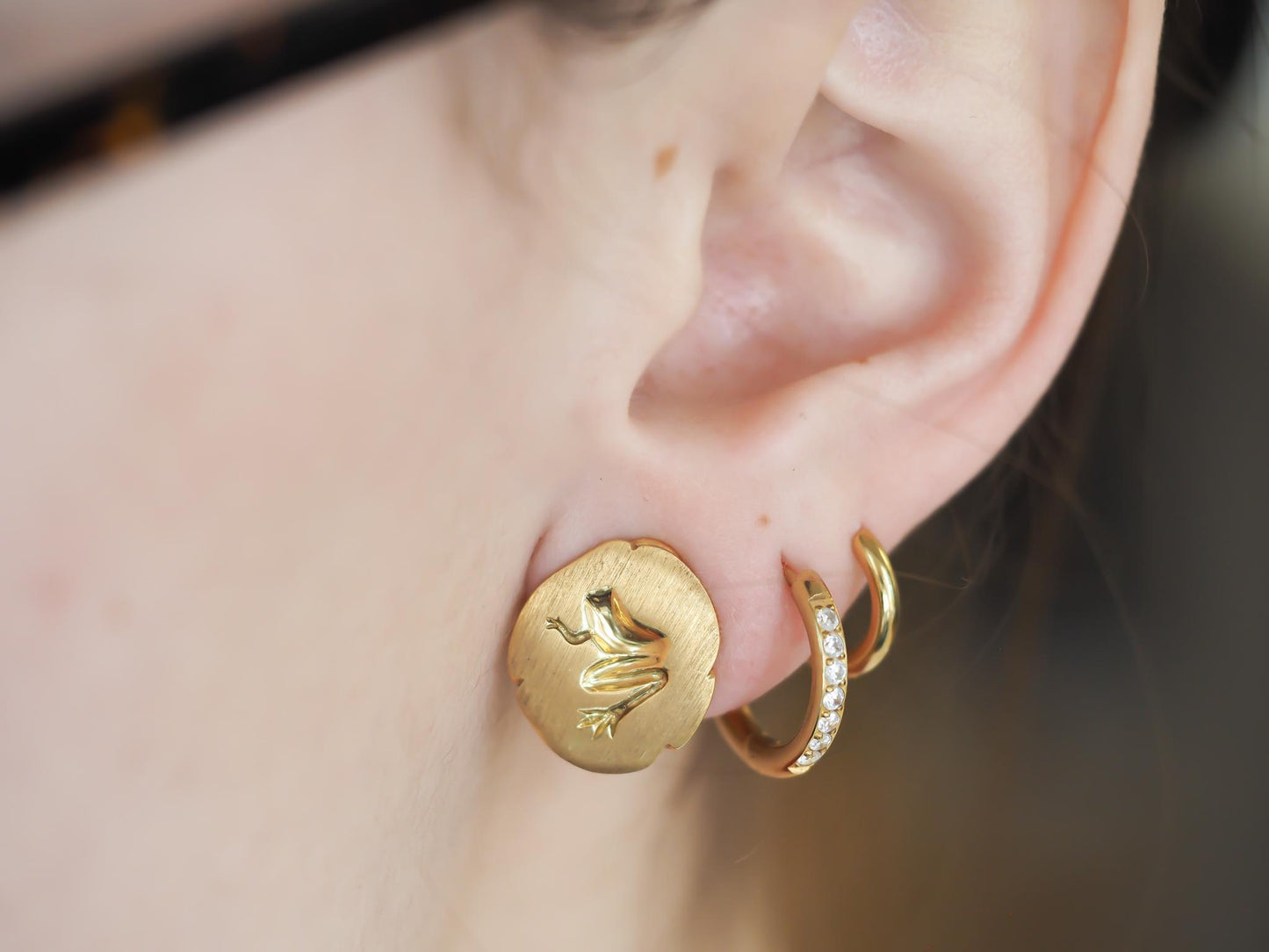 Estate Tiffany & Co. 18K Yellow Gold Frog on Lilly Pad Earrings - VHK#987