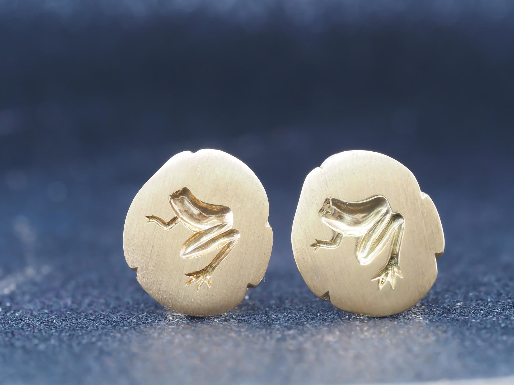 Estate Tiffany & Co. 18K Yellow Gold Frog on Lilly Pad Earrings - VHK#987