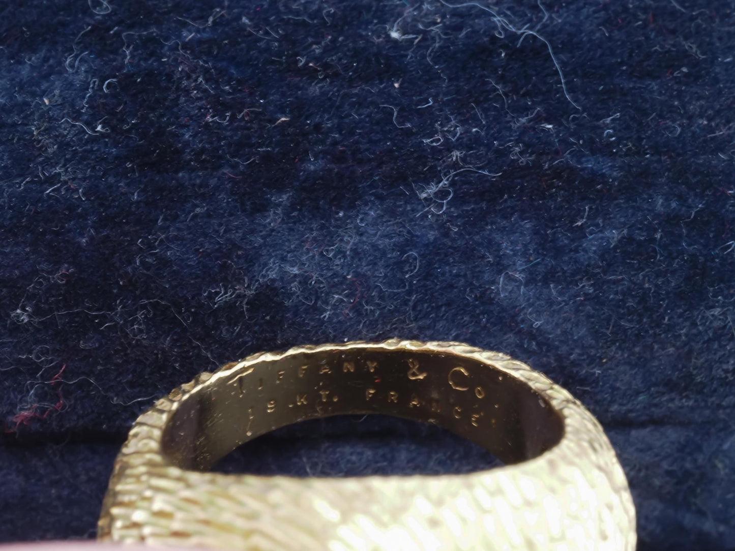 Estate TIFFANY & CO. Studios France, 18K Yellow Gold Lapis Ring - VHK#416b