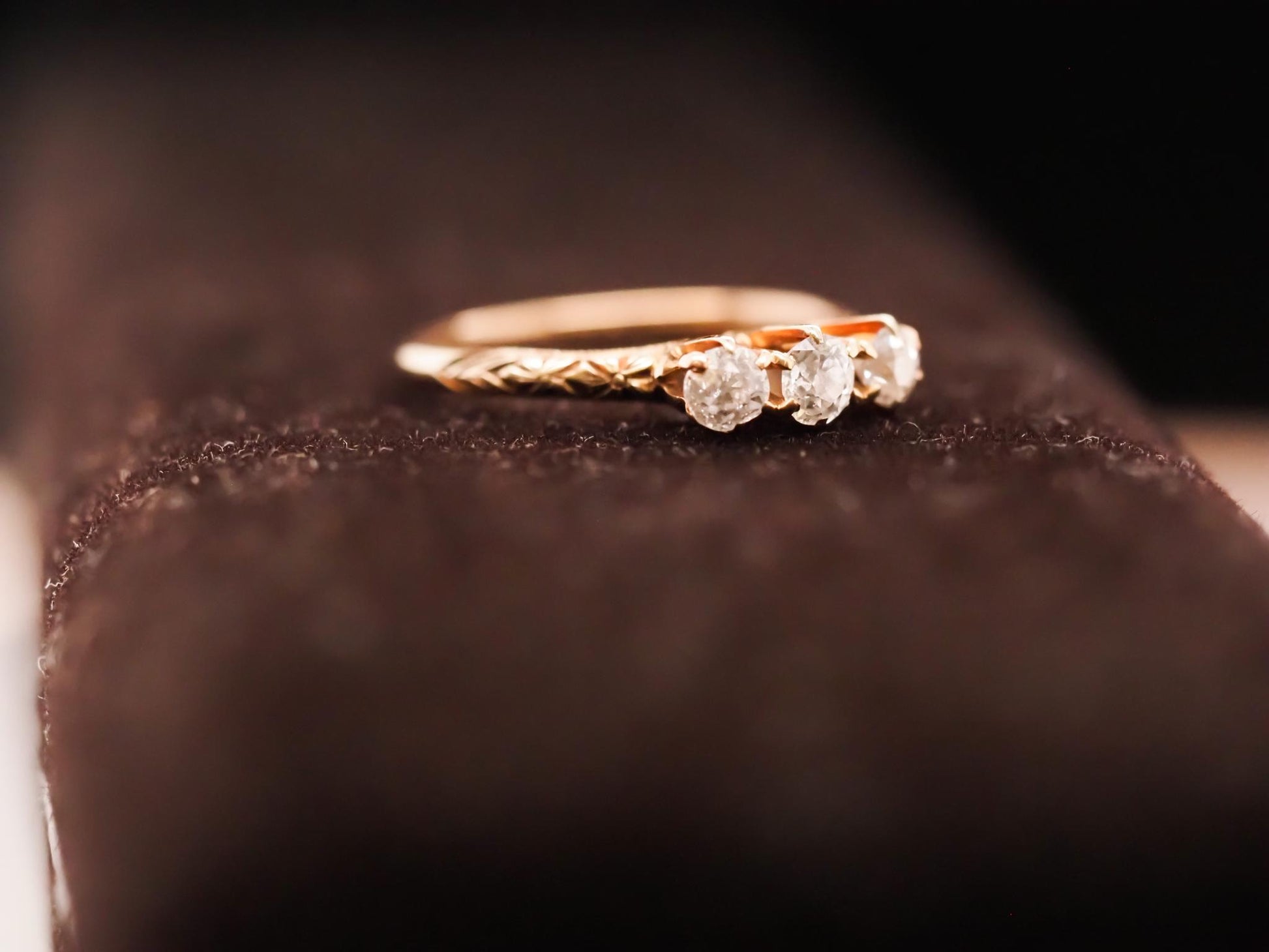 Circa 1900s Edwardian 14K Yellow Gold 3 Stone Old Mine Ring - VHK#625a
