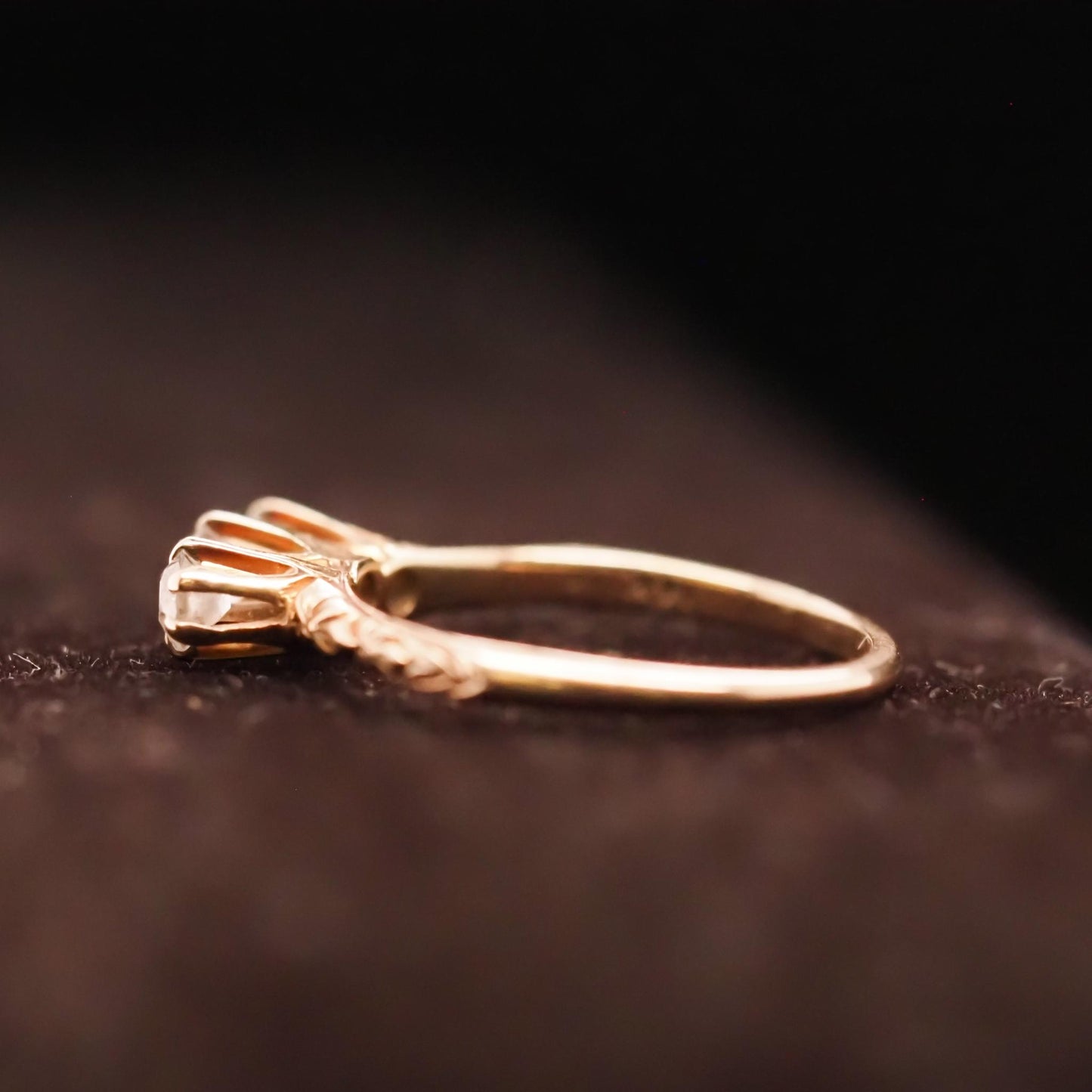 Circa 1900s Edwardian 14K Yellow Gold 3 Stone Old Mine Ring - VHK#625a