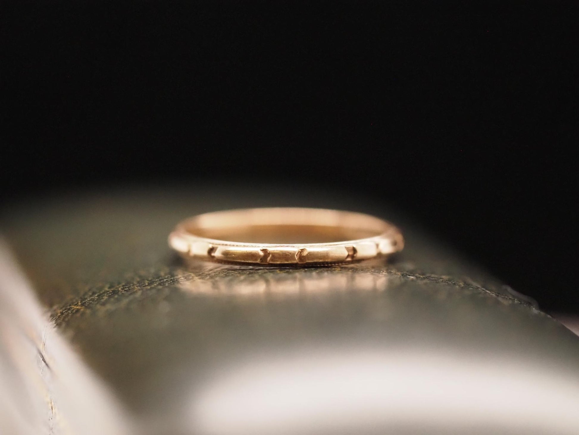 Vintage 10K Yellow Gold Wedding Band - VHK#625