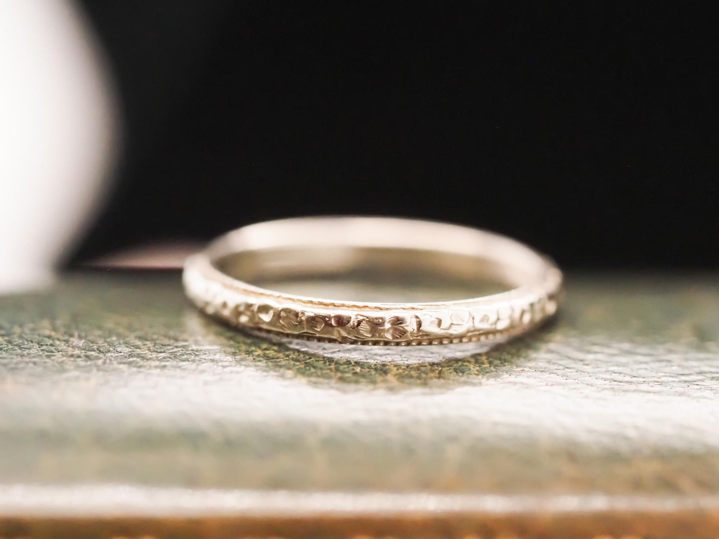 18K White Gold Vintage Engraved Wedding Band - VHK#626