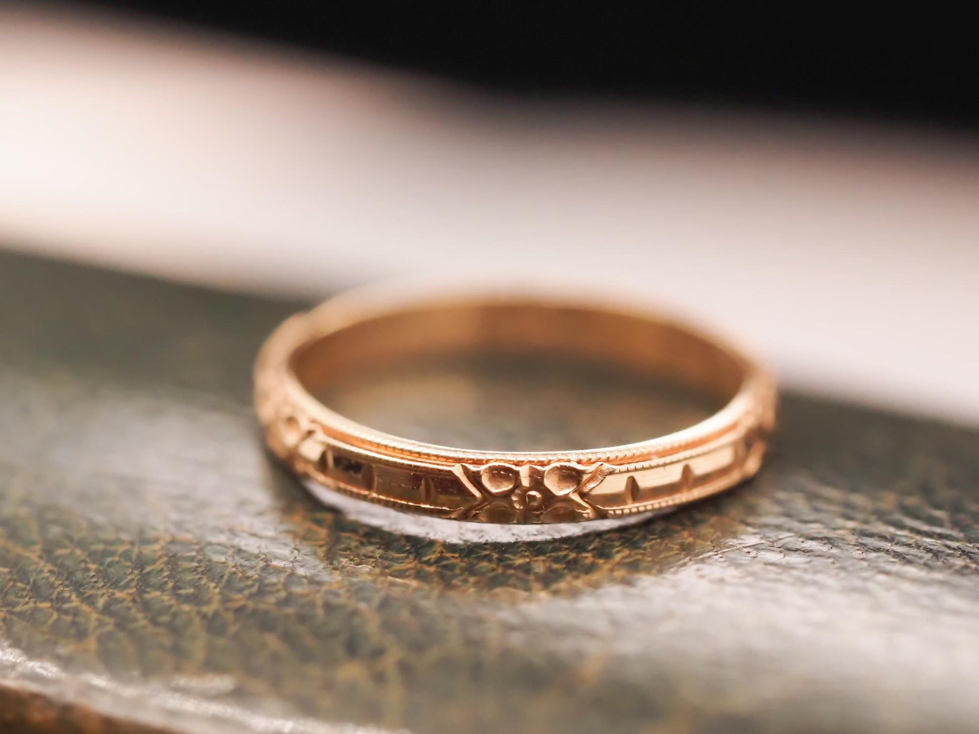 Vintage 14K Yellow Gold Wedding Band - VHK#627