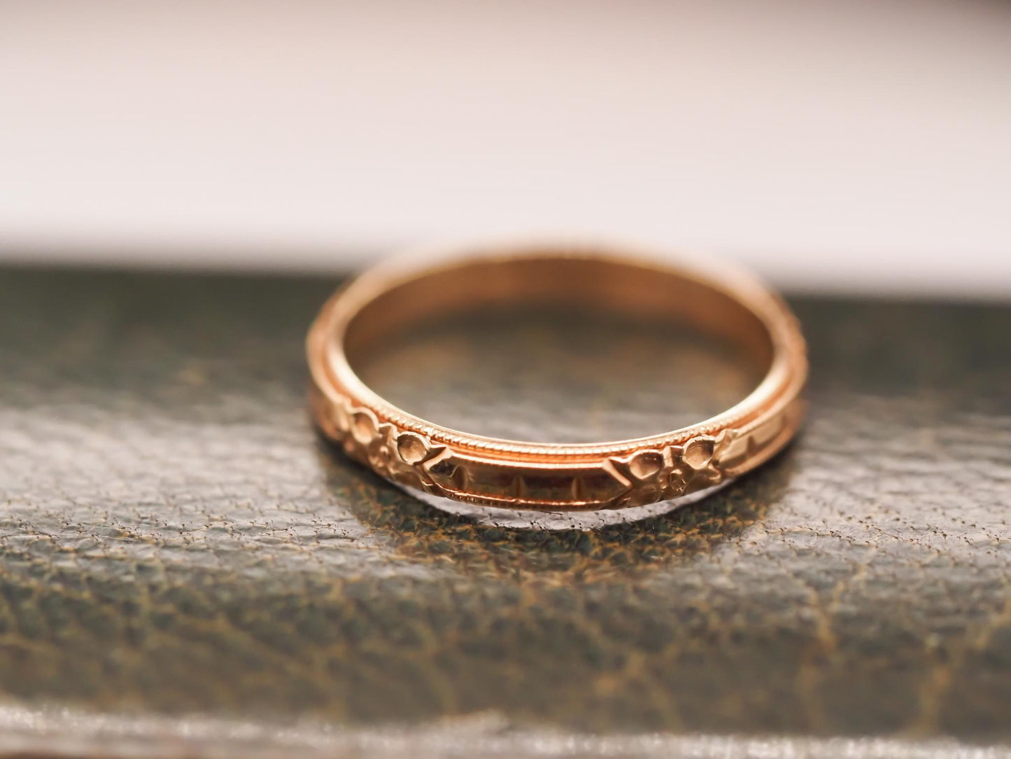 Vintage 14K Yellow Gold Wedding Band - VHK#627